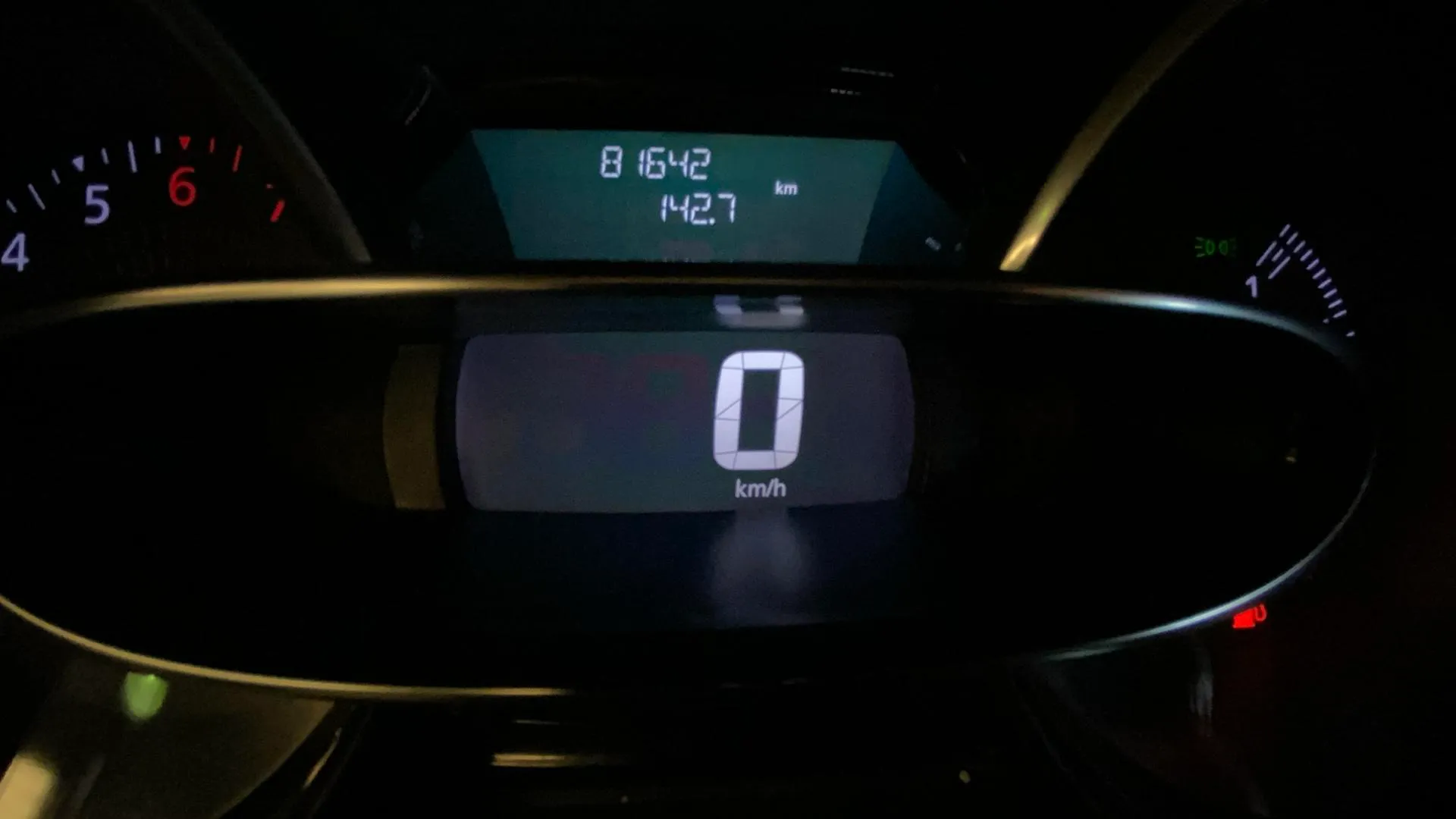 Renault Clio Sp. T. Limited TCe -18 - foto 16