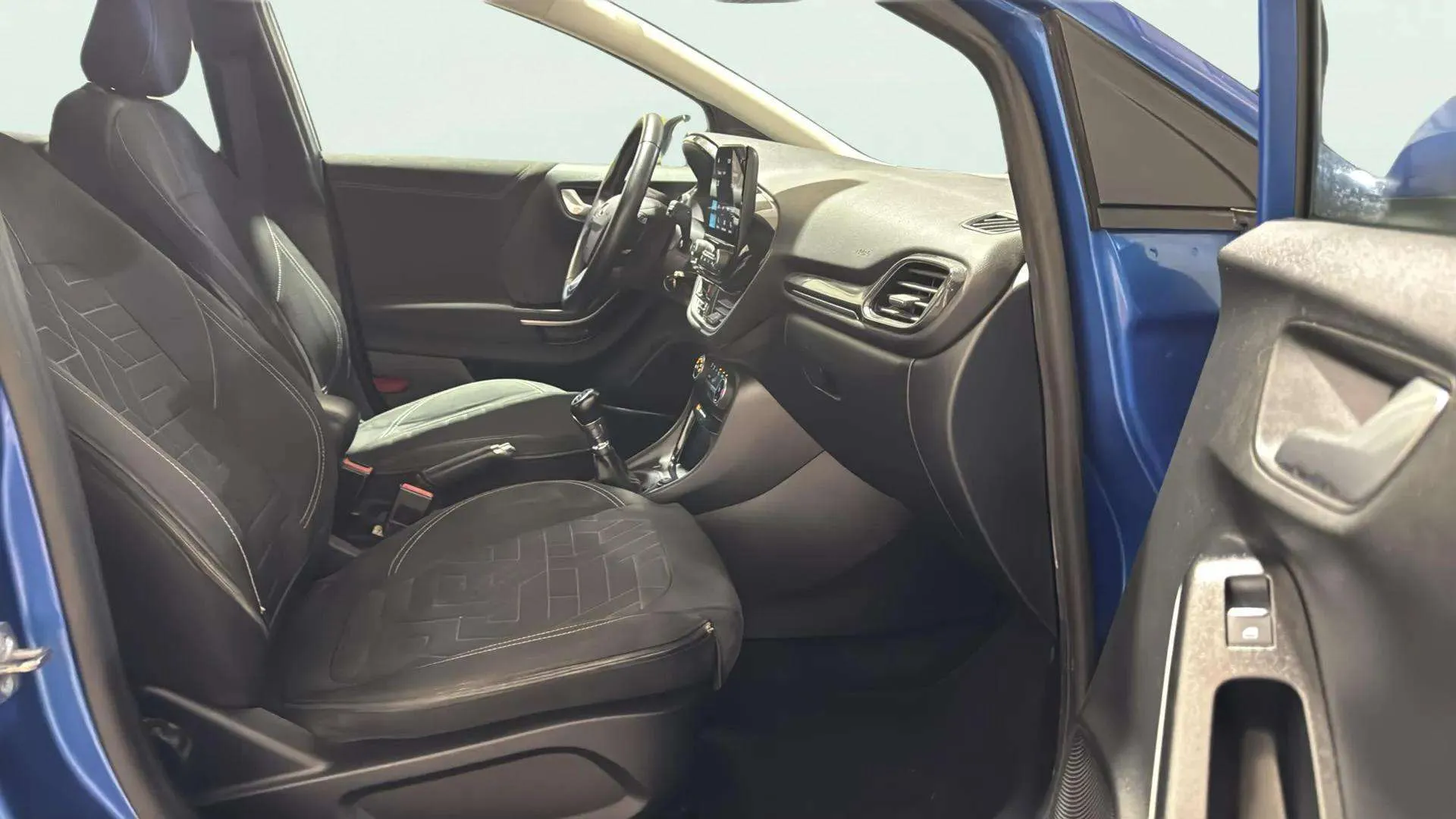 Ford Puma 1.0 EcoBoost Titanium MHEV - foto 22