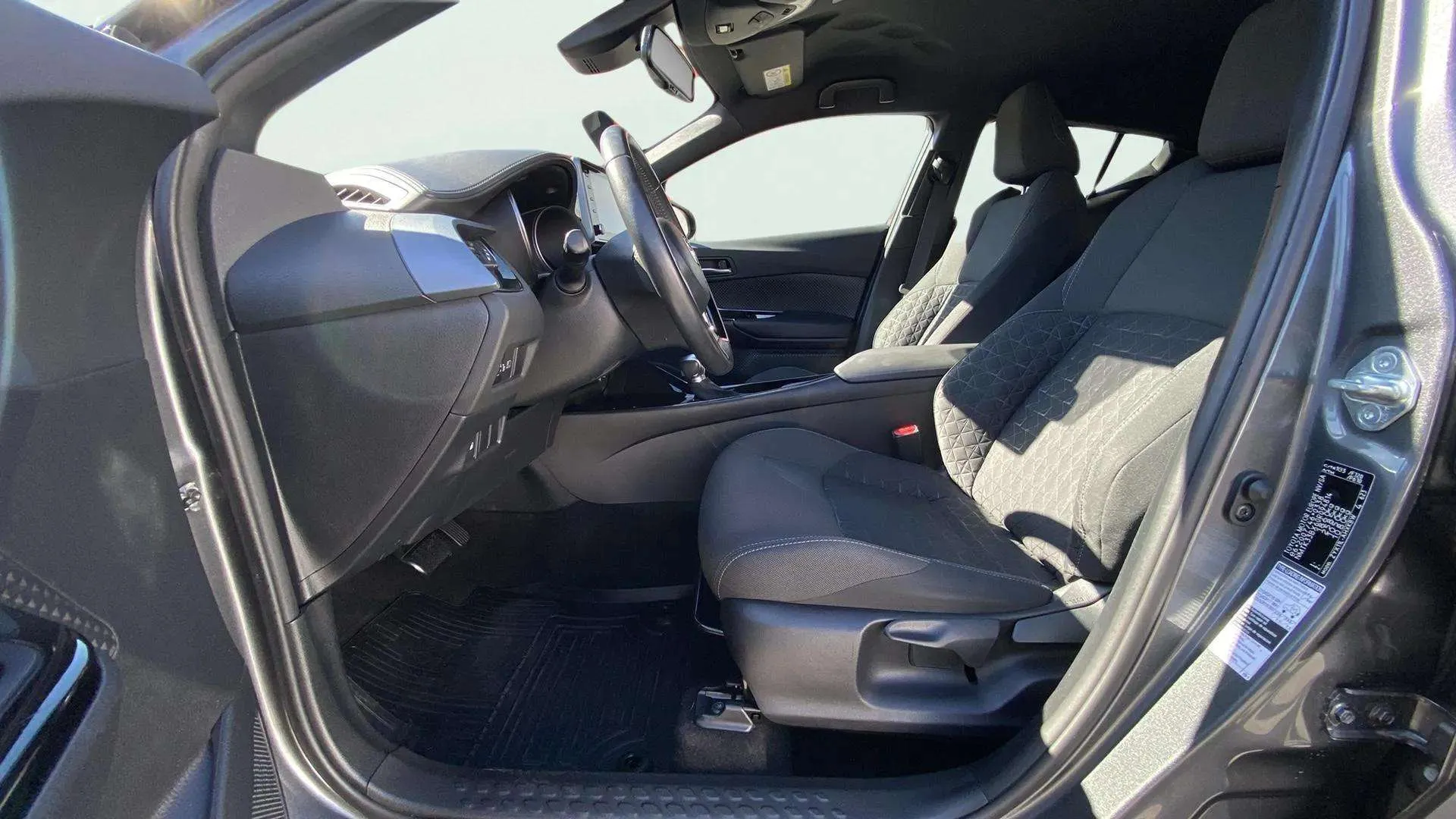 Toyota C-HR 1.8 125H Active - foto 16