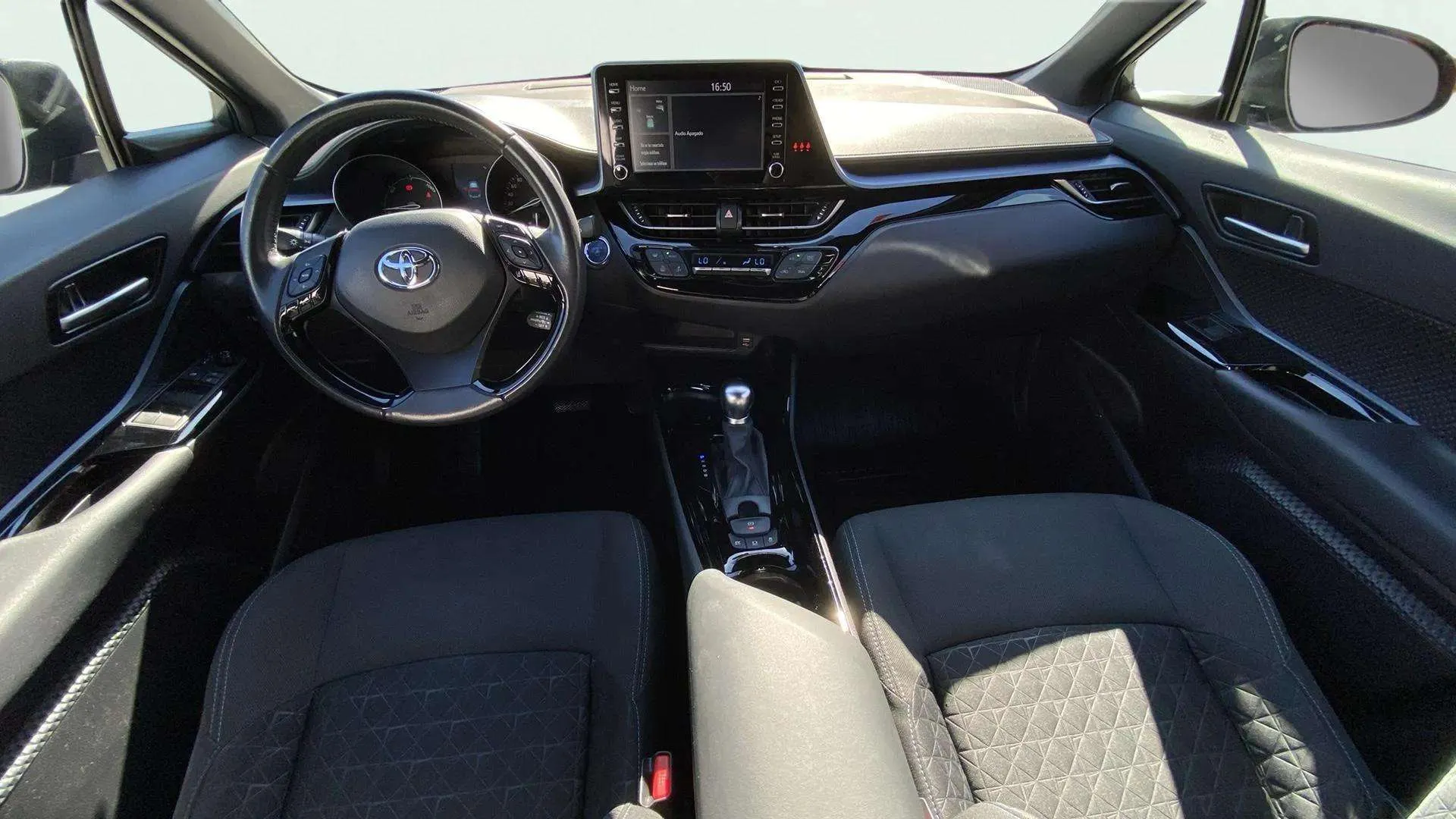 Toyota C-HR 1.8 125H Active - foto 12