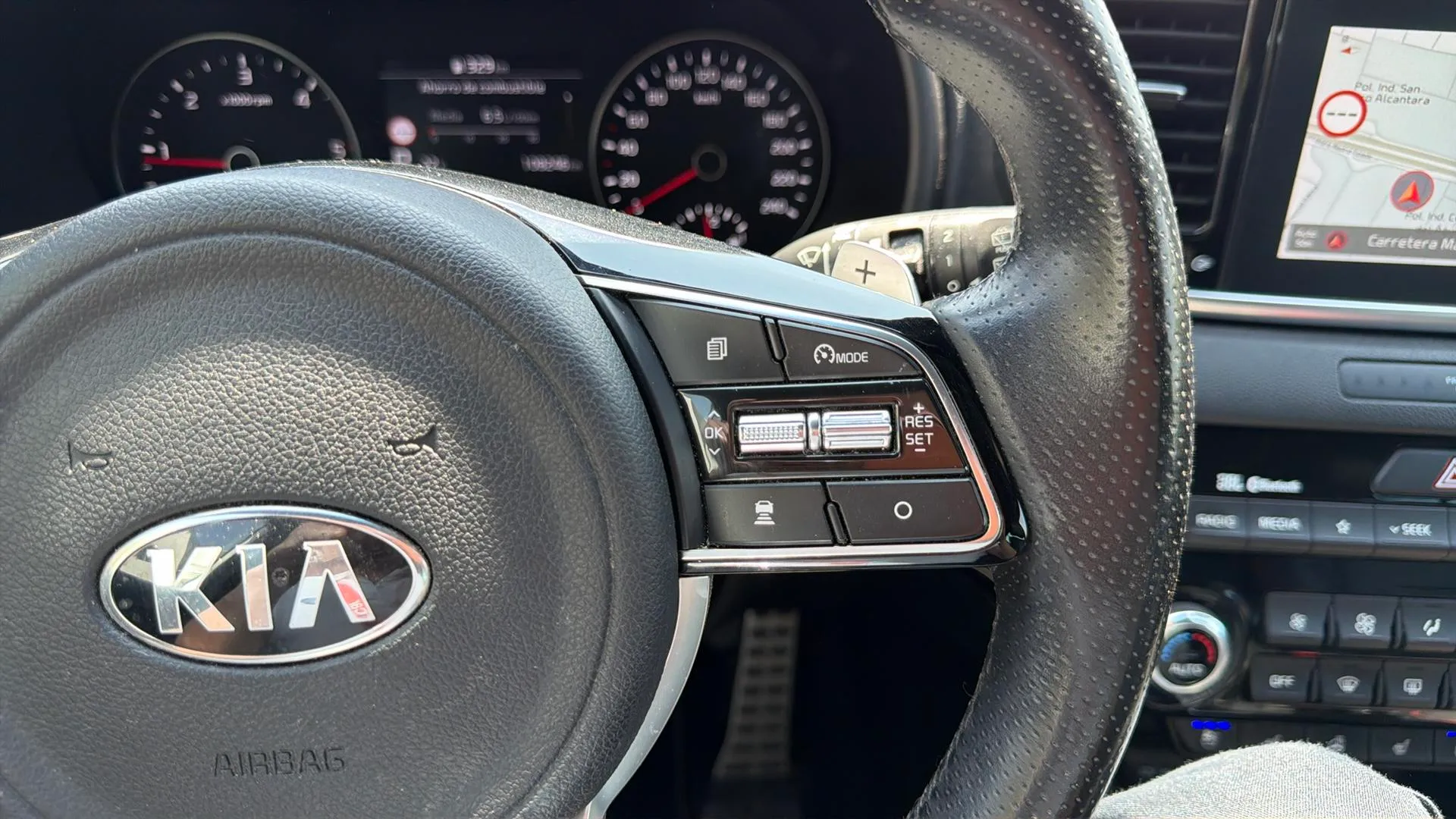 Kia Sportage 1.6 MHEV GT Line Xtreme Plus 136 DCT 4x2 - foto 18
