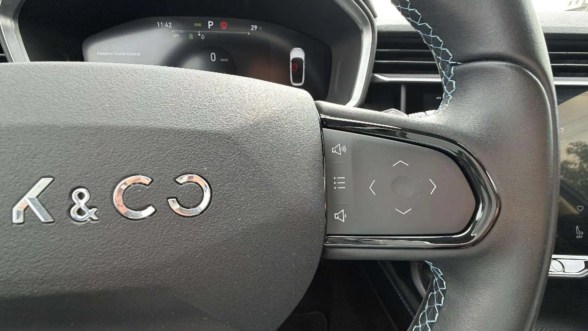 Lynk & Co 01 1.5 PHEV - foto 14