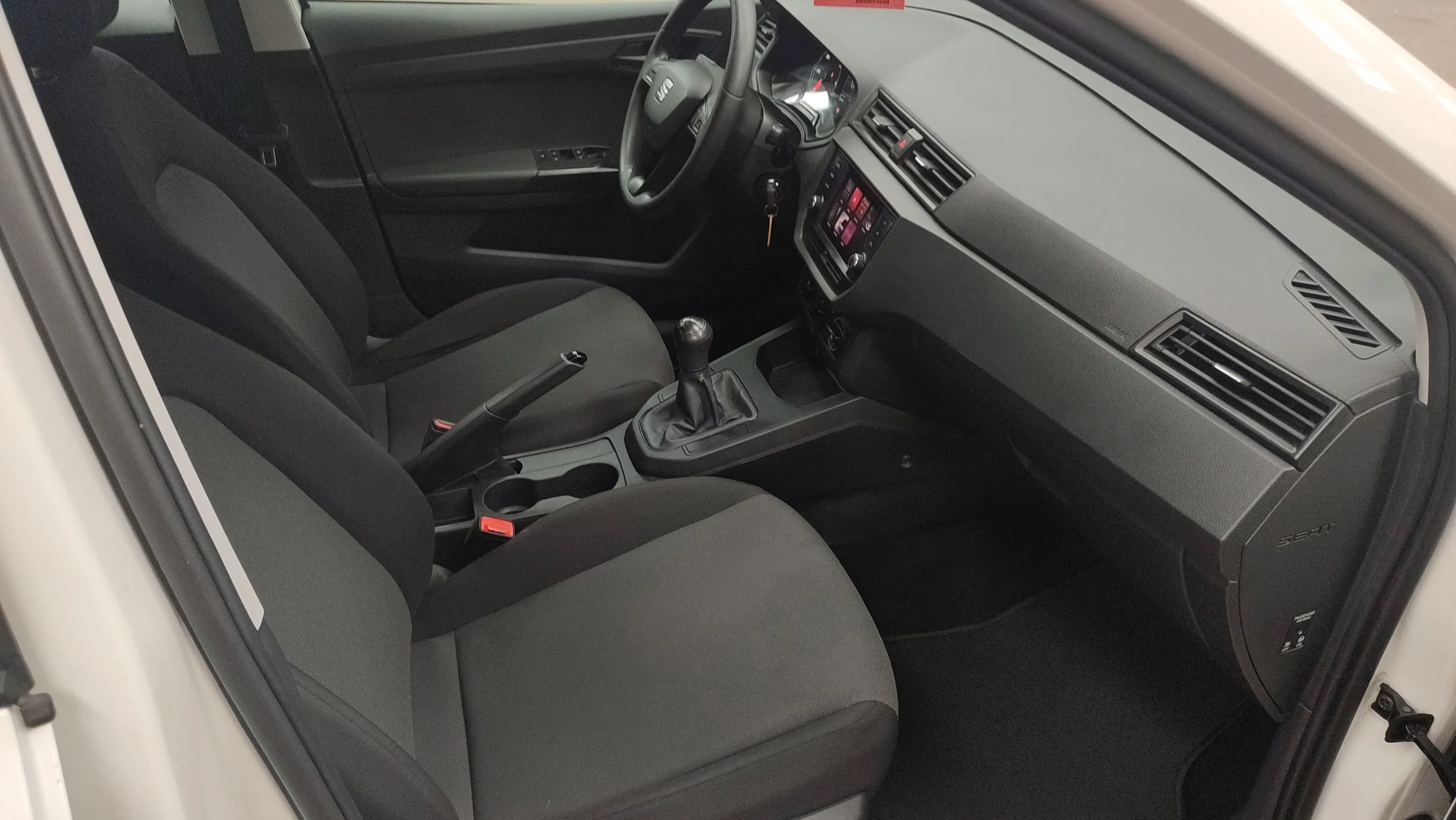 SEAT Arona 1.6 TDI Reference Plus Eco - foto 18