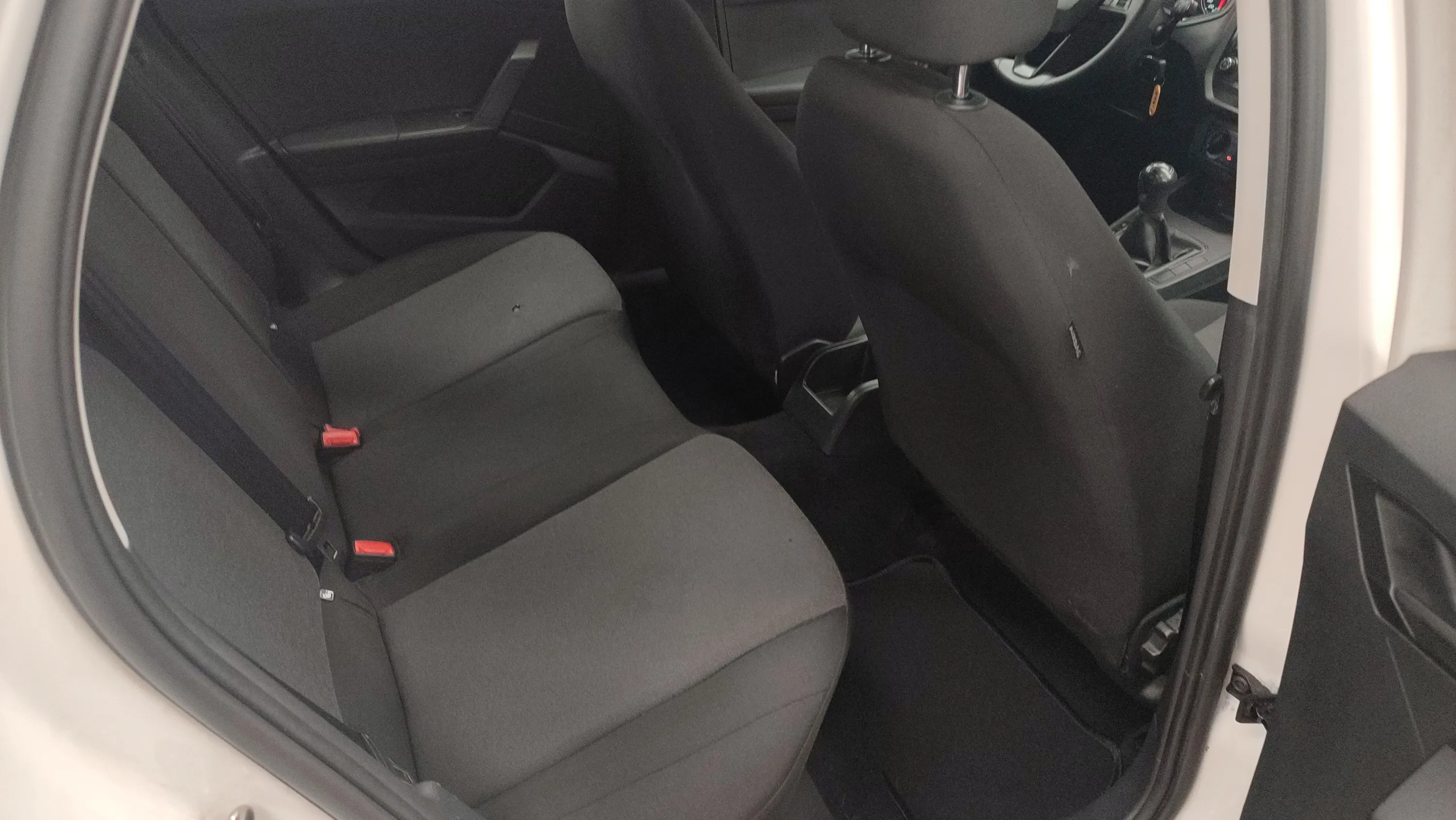 SEAT Arona 1.6 TDI Reference Plus Eco - foto 20