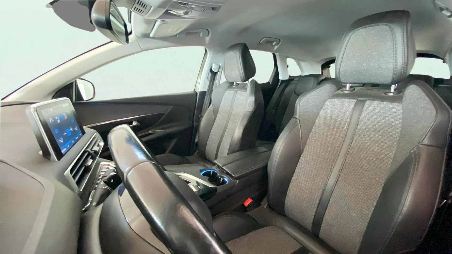 Peugeot 3008 1.5 BlueHDi Allure EAT8 - foto 10