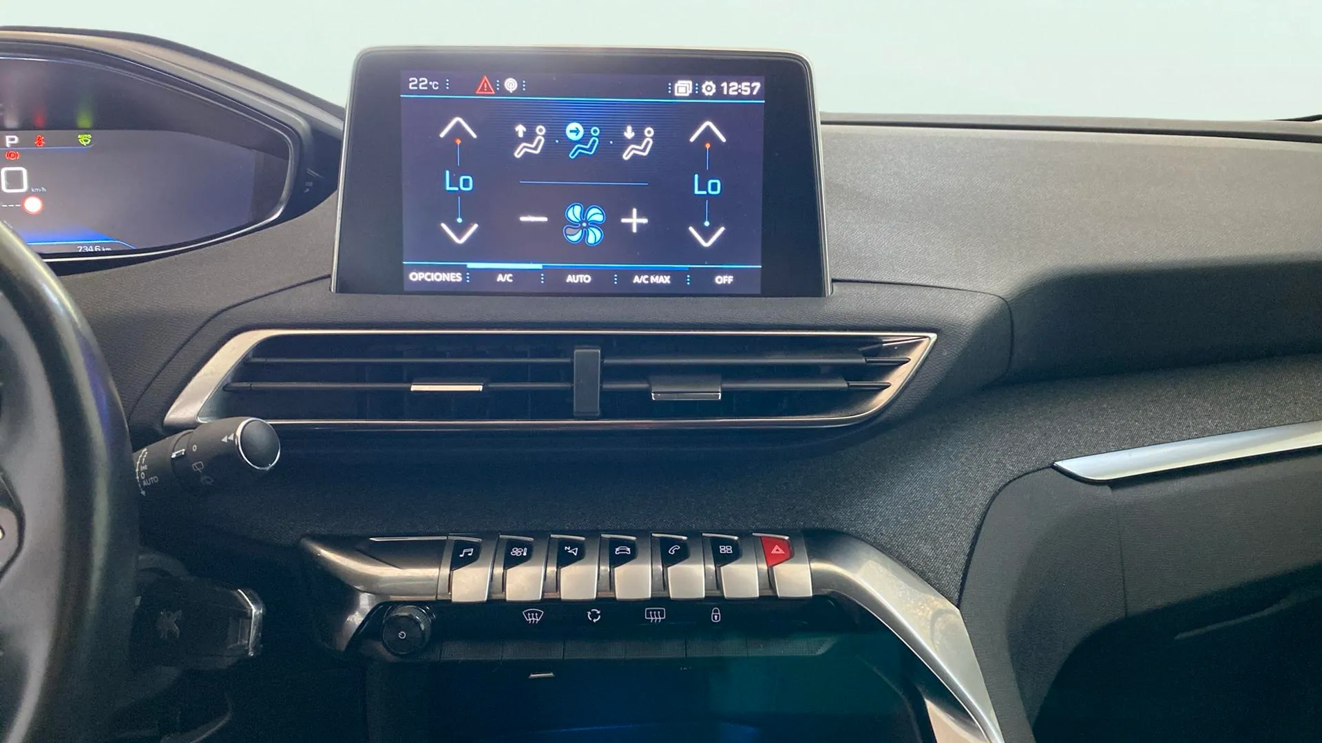 Peugeot 3008 1.5 BlueHDi Allure EAT8 - foto 16