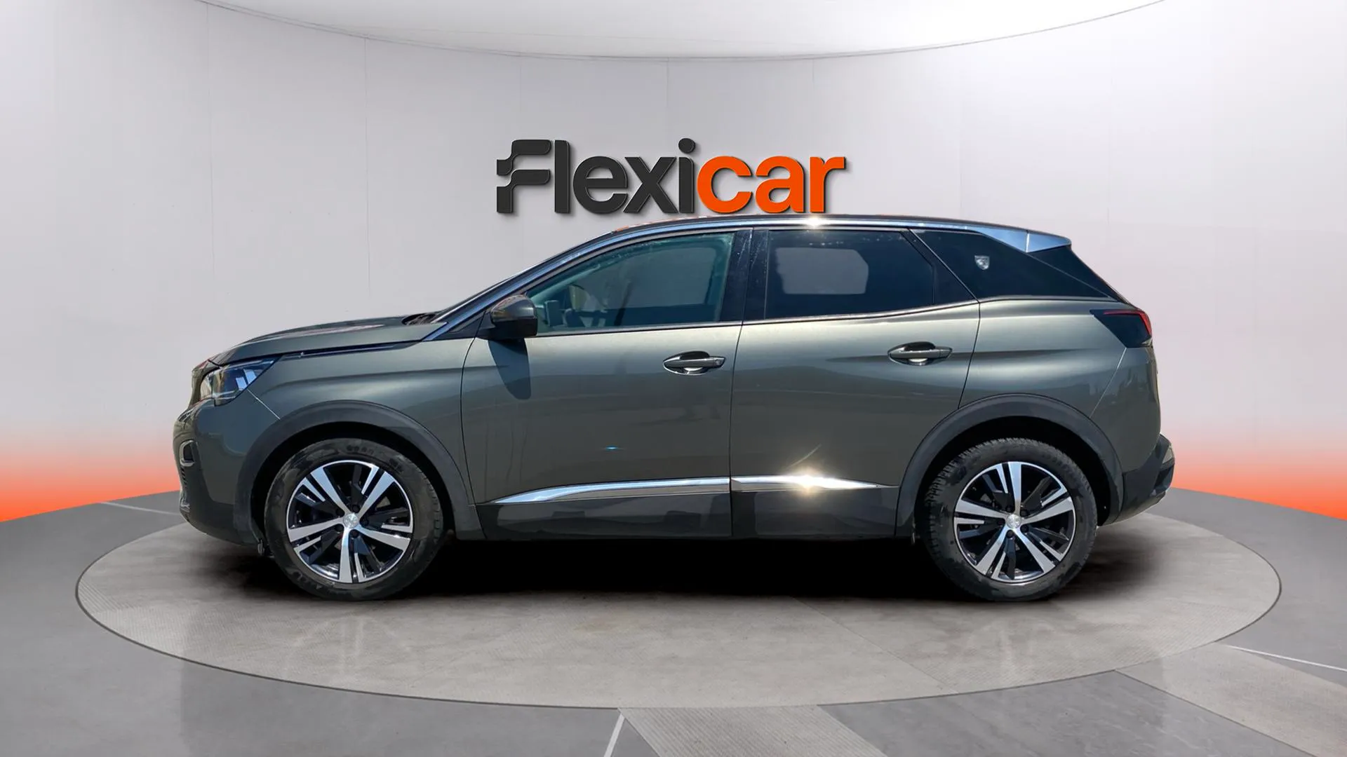 Peugeot 3008 1.5 BlueHDi Allure EAT8 - foto 4