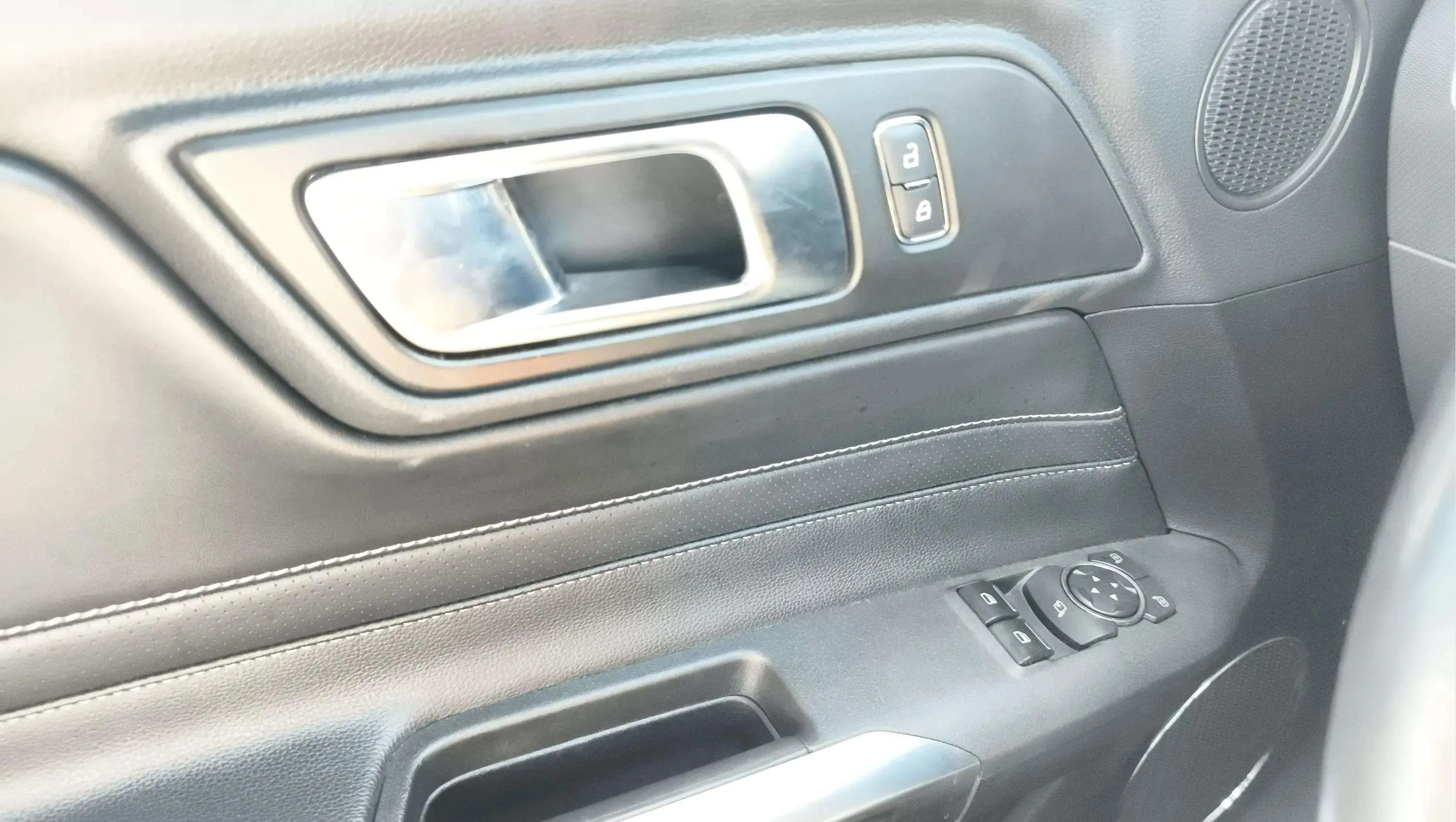 Ford Mustang 5.0 Ti-VCT V8 Mustang GT A.(Fast.) - foto 17