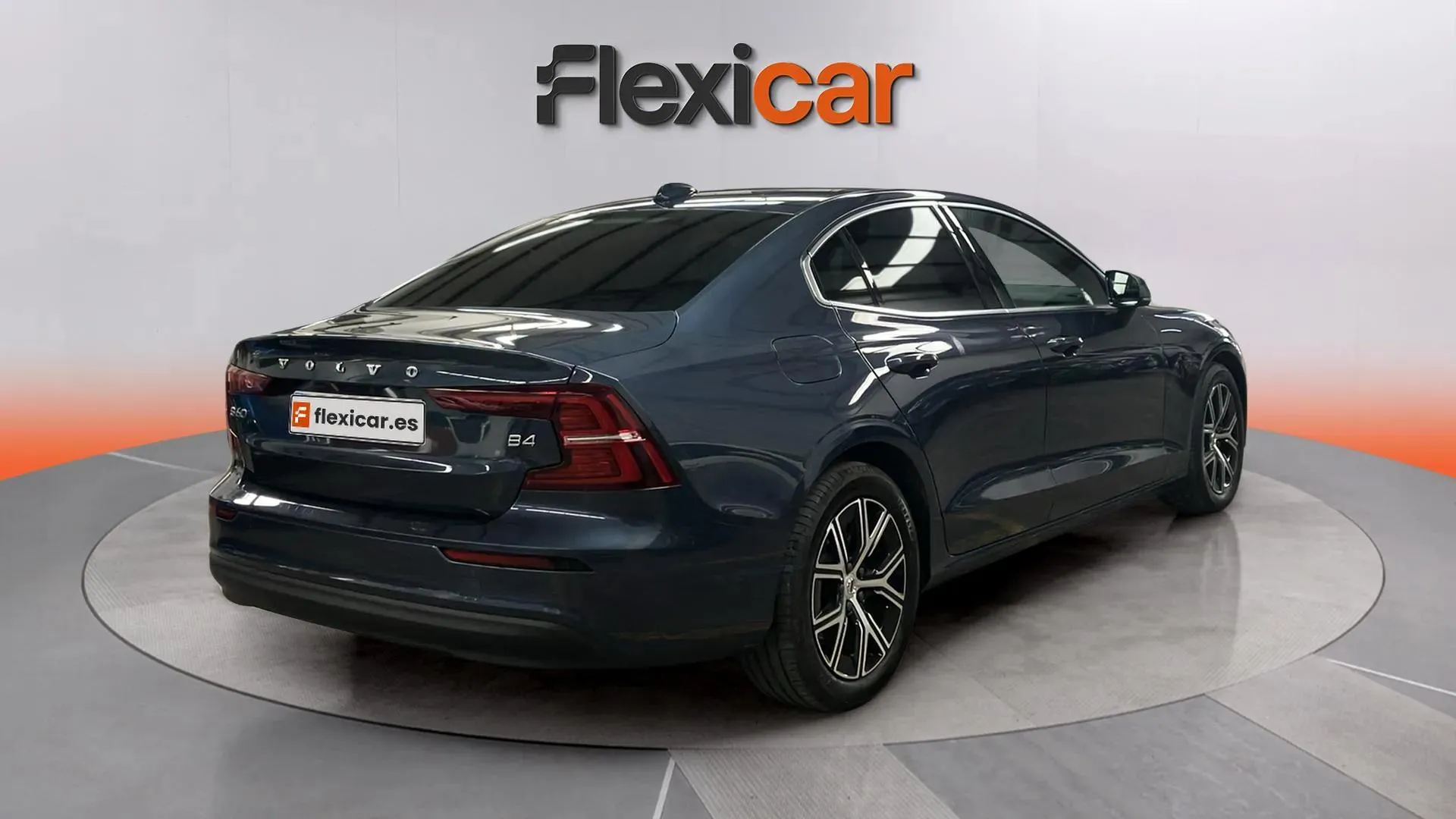 Volvo S60 B4(G) FWD Plus Dark - foto 24