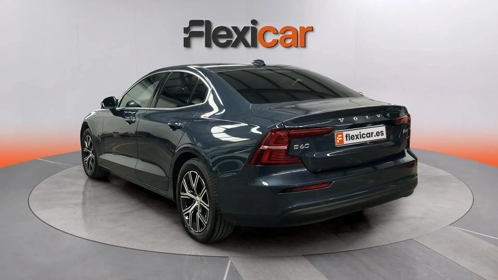 Volvo S60 B4(G) FWD Plus Dark - foto 5