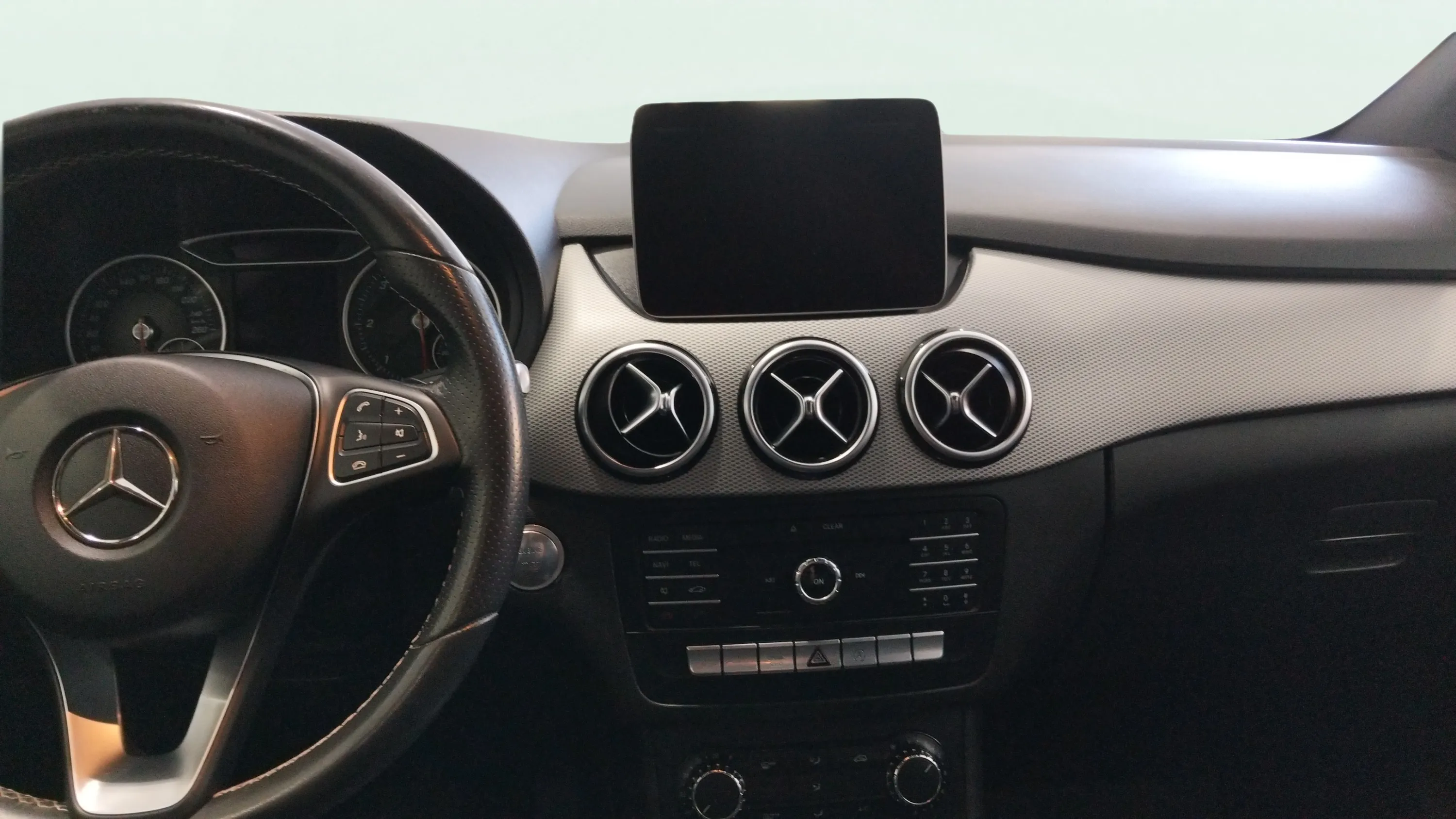 Mercedes-Benz Clase B B 200 d - foto 12