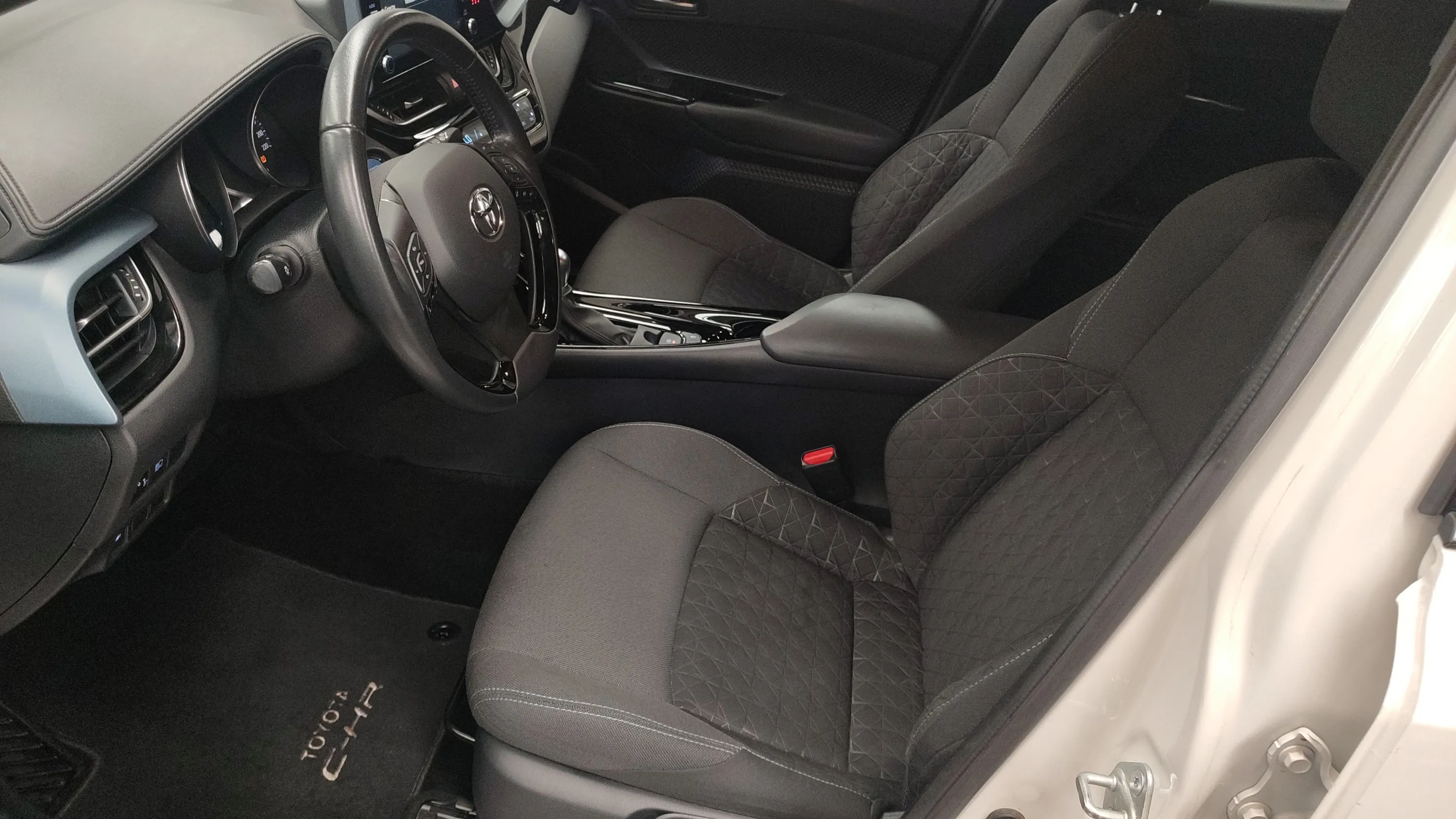 Toyota C-HR 1.8 125H Advance - foto 16