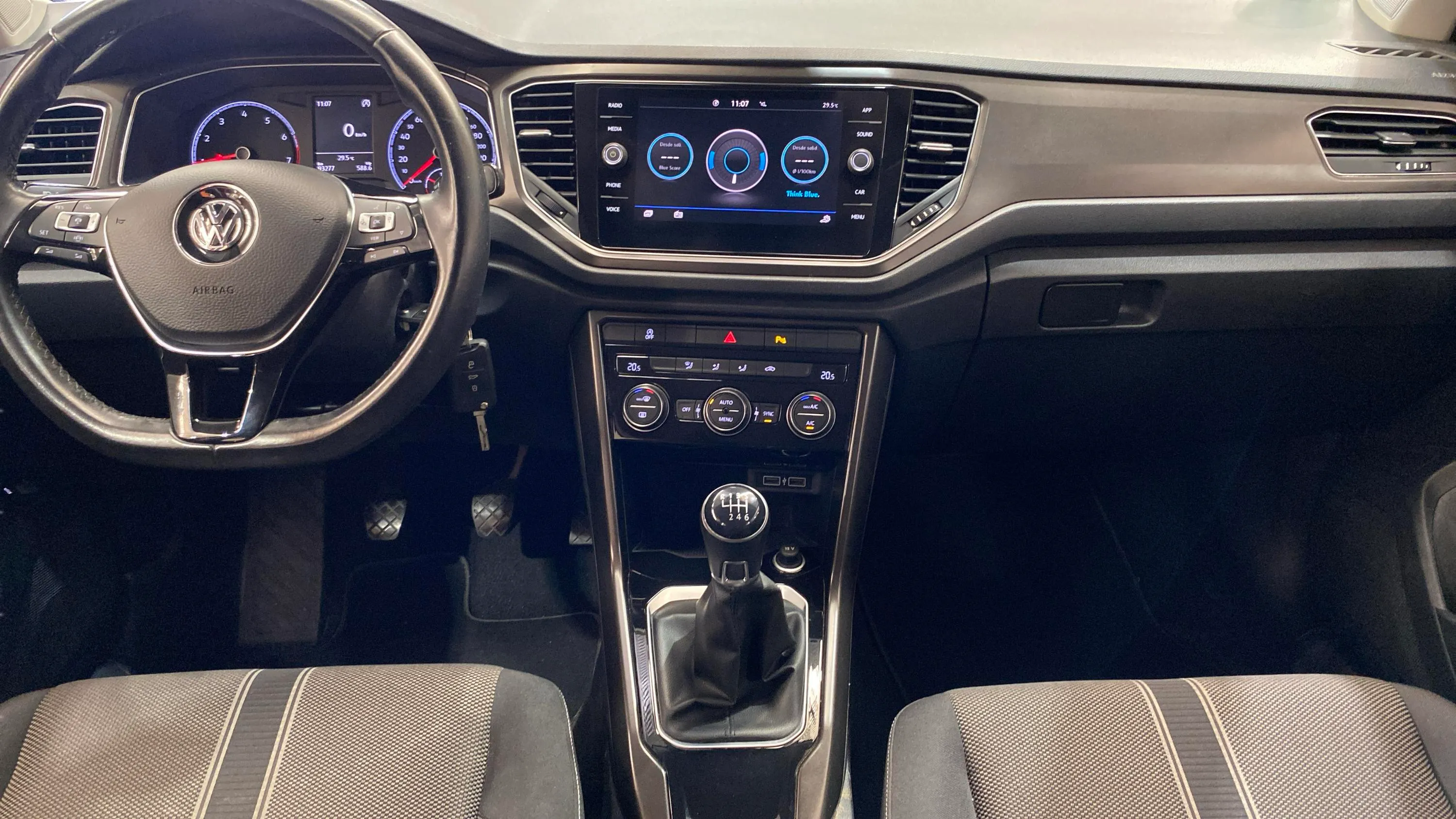 Volkswagen T-Roc Advance Style 1.5 TSI - foto 23