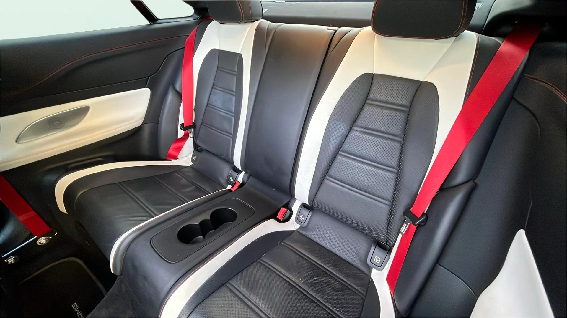 Mercedes-Benz Clase E Coupé Mercedes-AMG E 53 4MATIC+ - foto 23