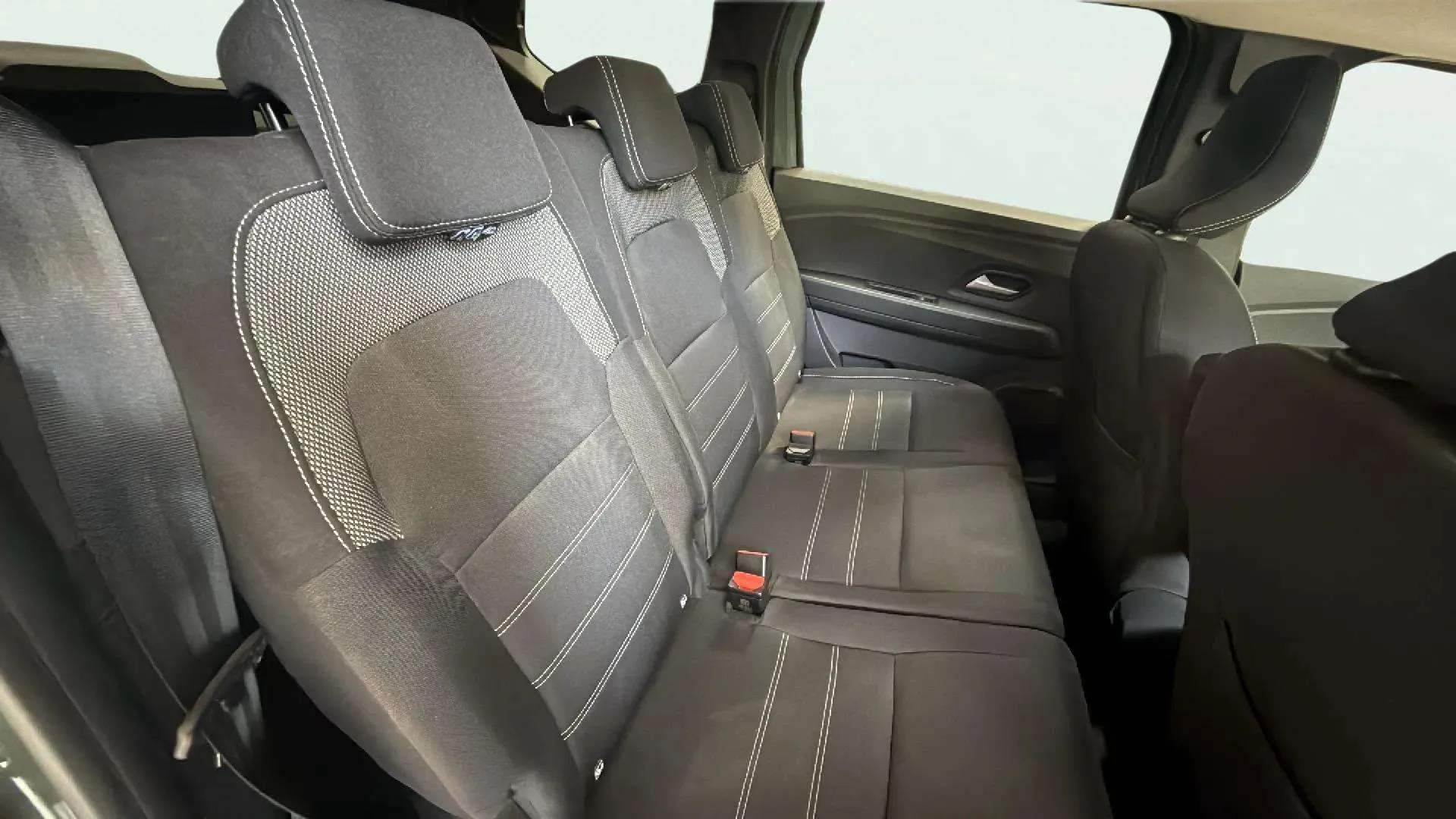 Dacia Jogger Expression ECO-G 7 plazas - foto 17