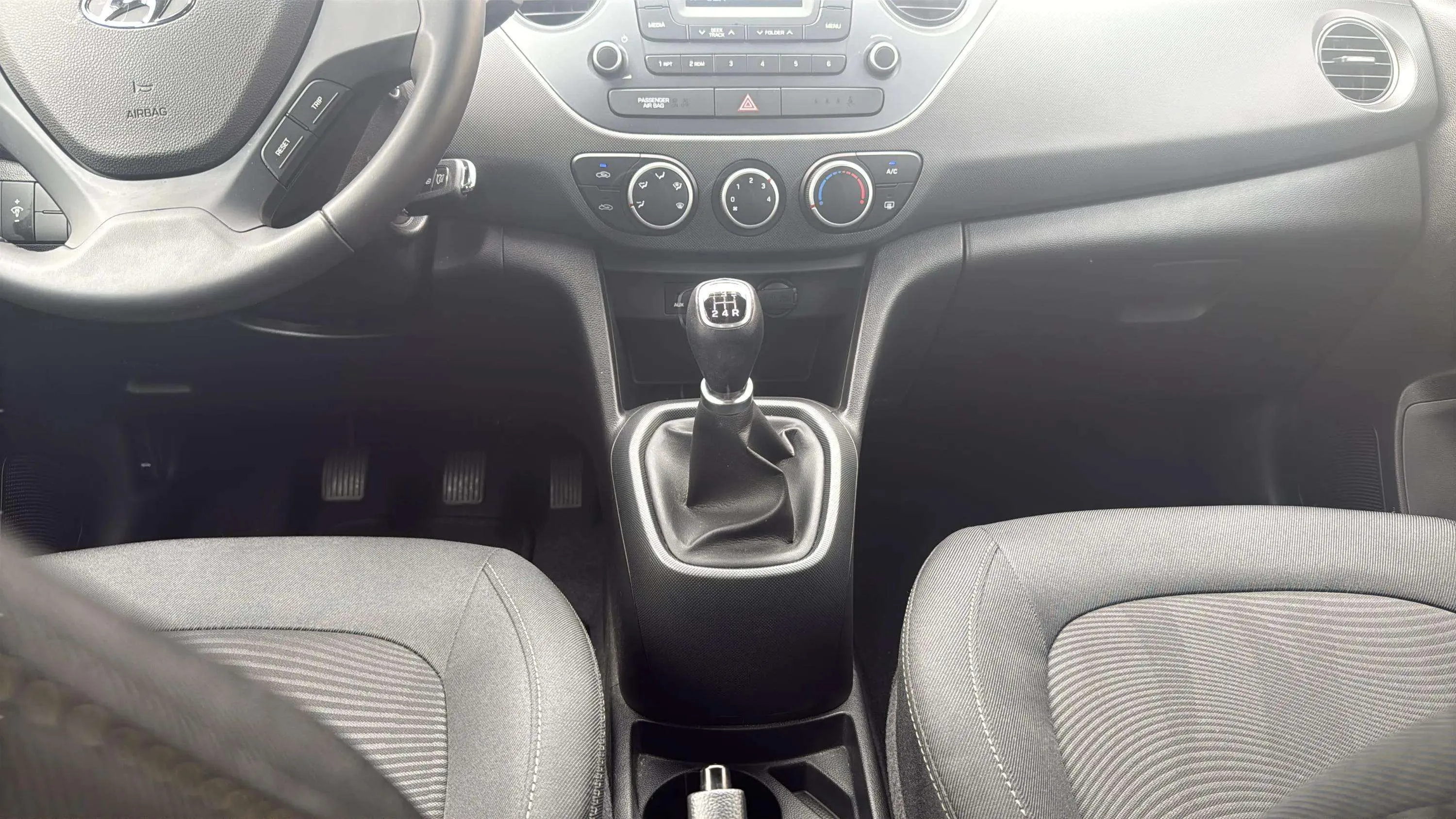 Hyundai i10 1.0 Go! - foto 14