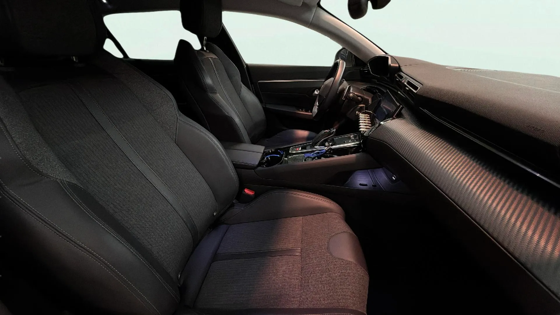 Peugeot 508 SW Active Pack PureTech 180 EAT8 - foto 10