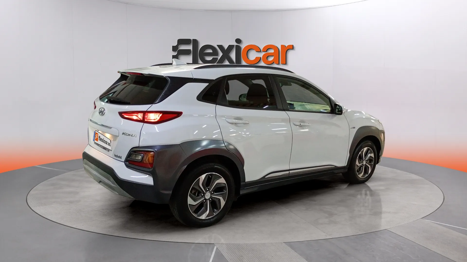Hyundai Kona 1.6 GDI HEV Klass DCT - foto 6