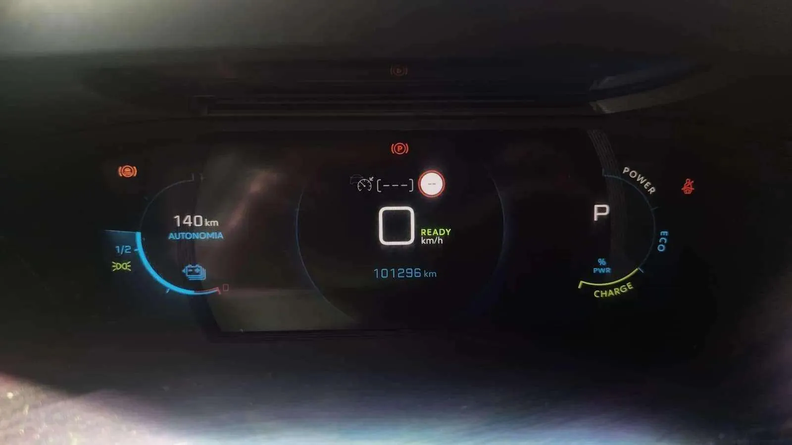 Peugeot 2008 Eléctrico Allure Pack - foto 14