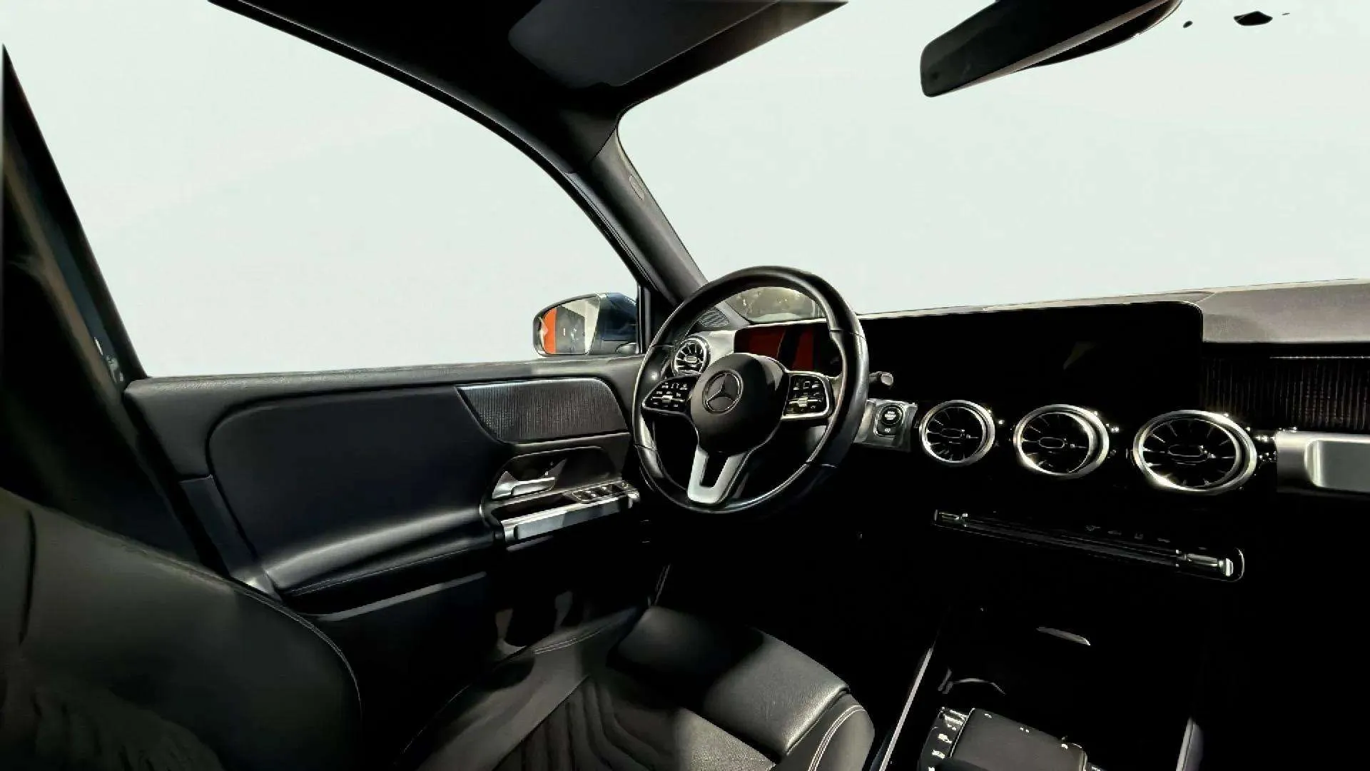 Mercedes-Benz GLB 200 d - foto 14