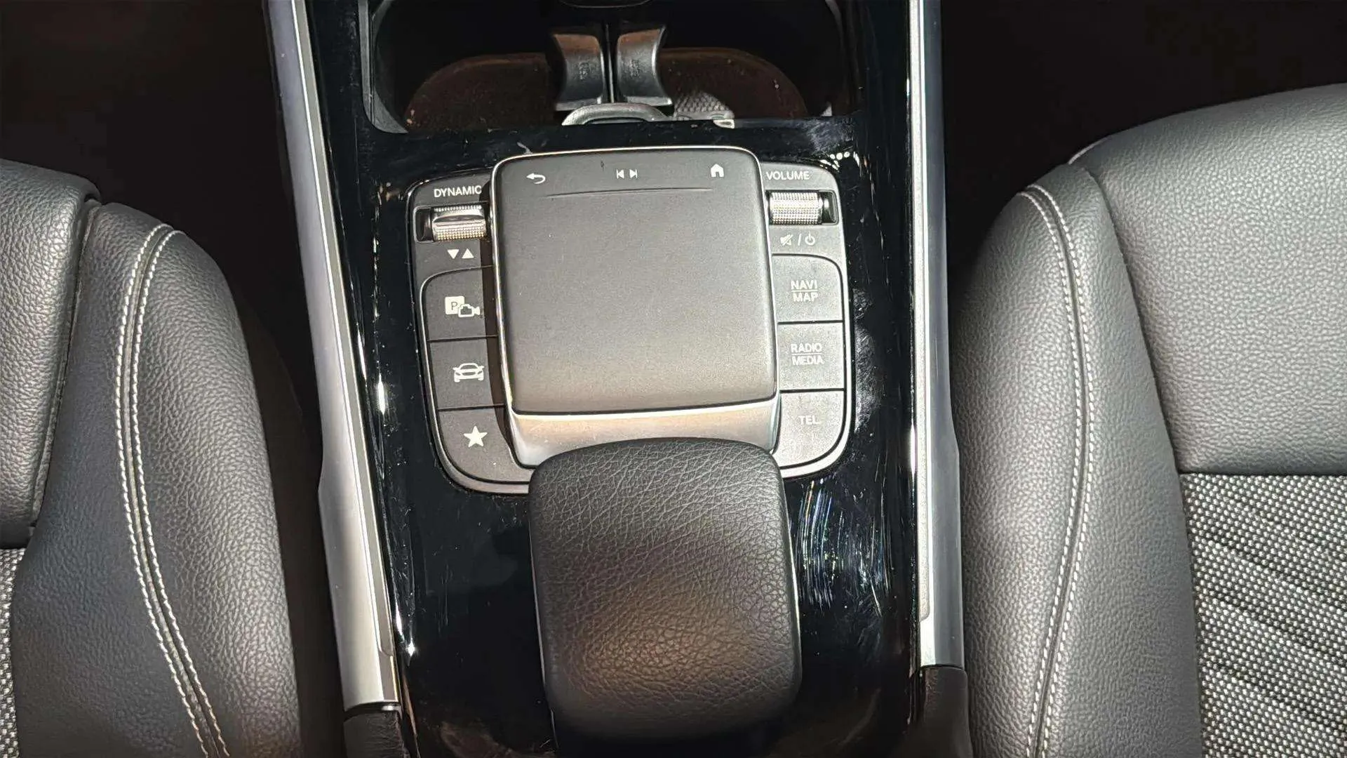Mercedes-Benz GLB 200 d - foto 21