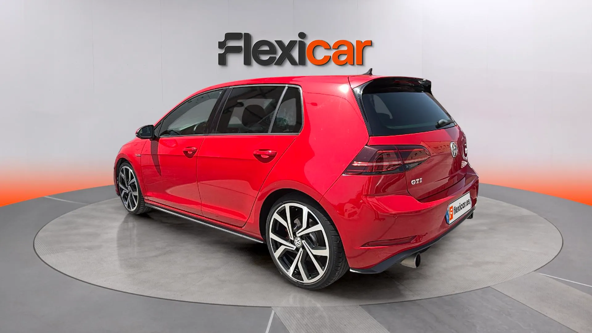 Volkswagen Golf GTI 2.0 TSI - foto 5