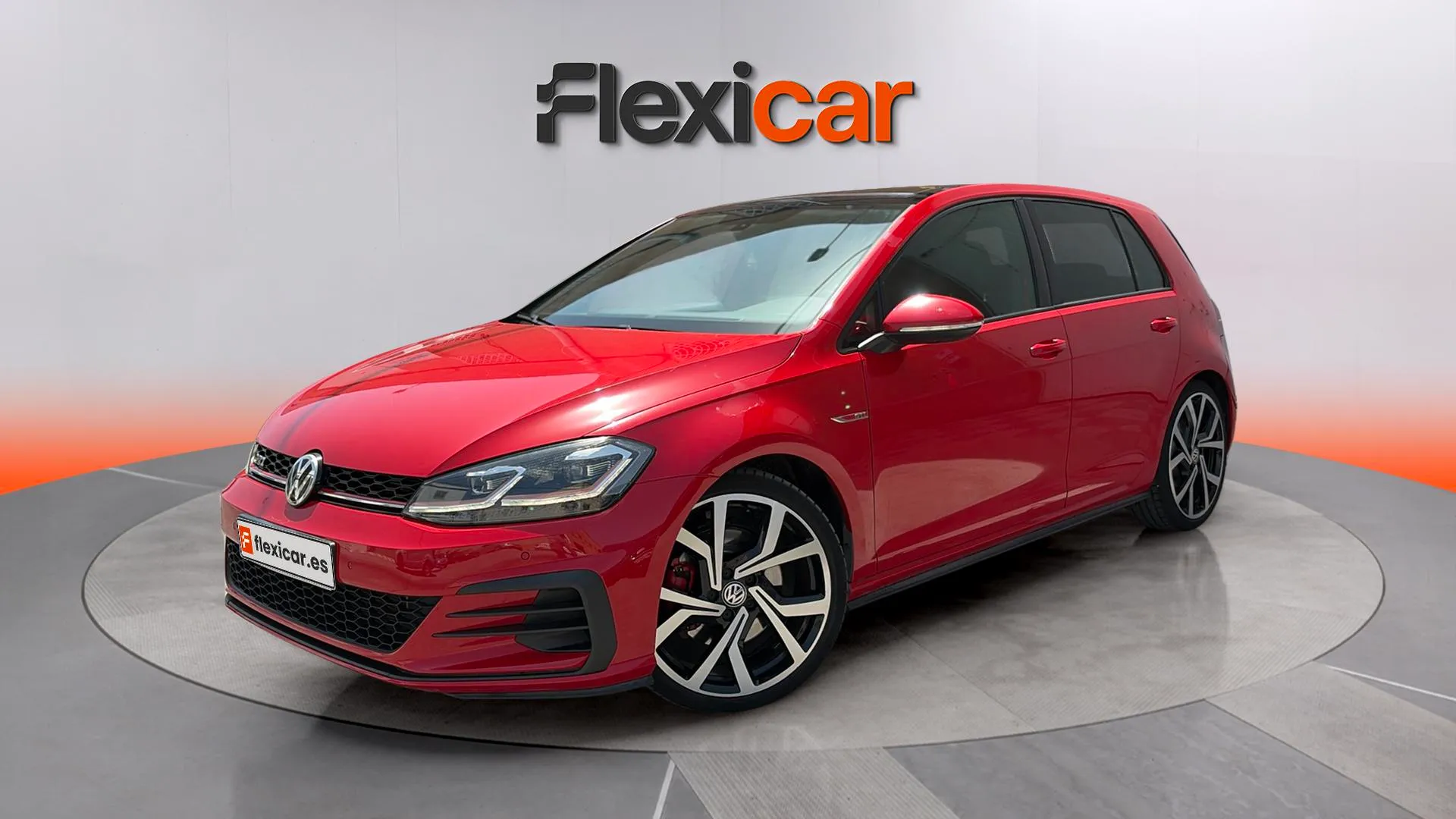 Volkswagen Golf GTI 2.0 TSI - foto 3