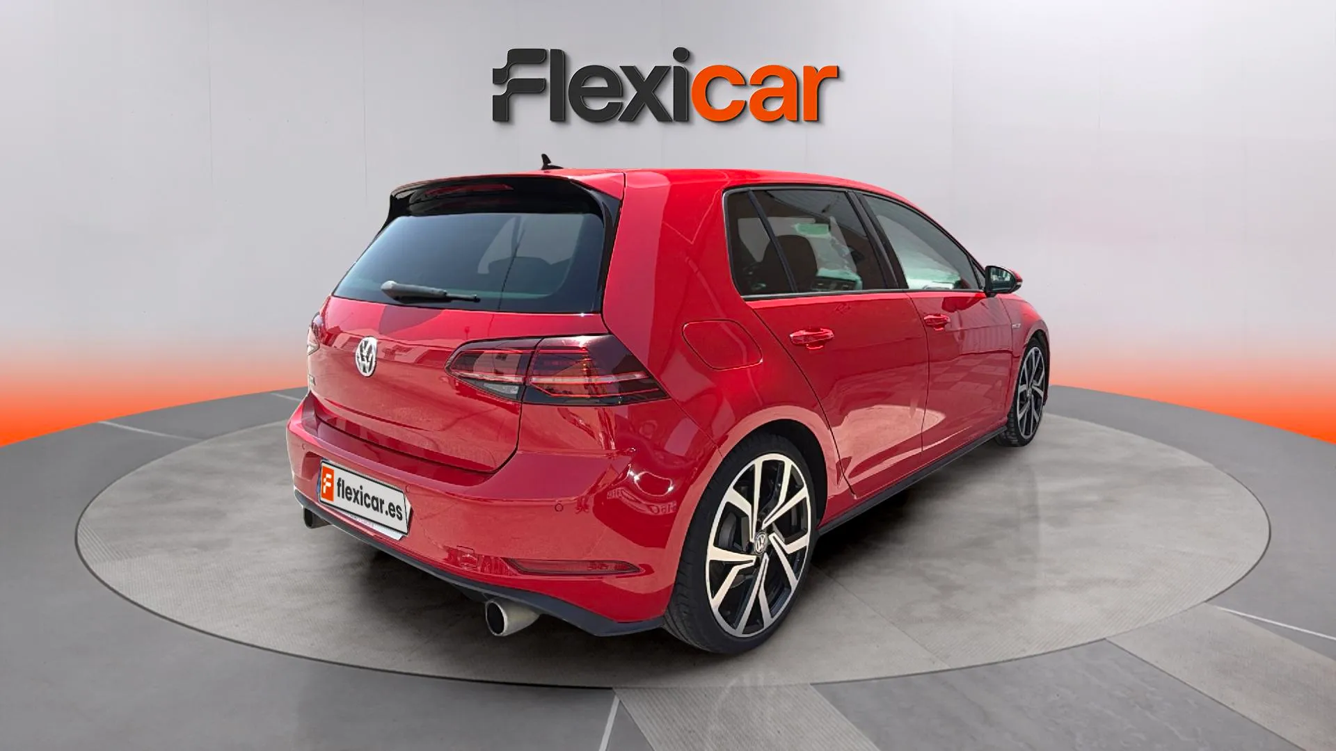 Volkswagen Golf GTI 2.0 TSI - foto 8