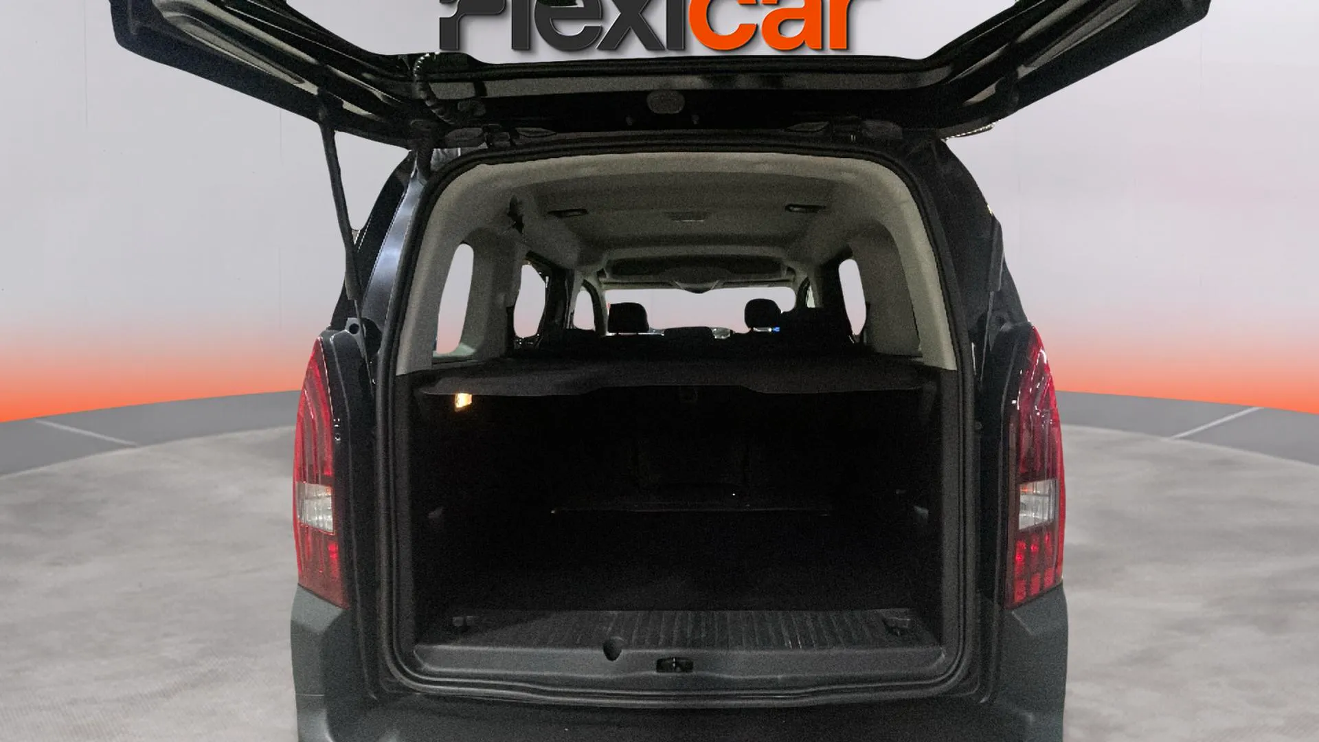 Peugeot Rifter GT BlueHDi 130 - foto 10