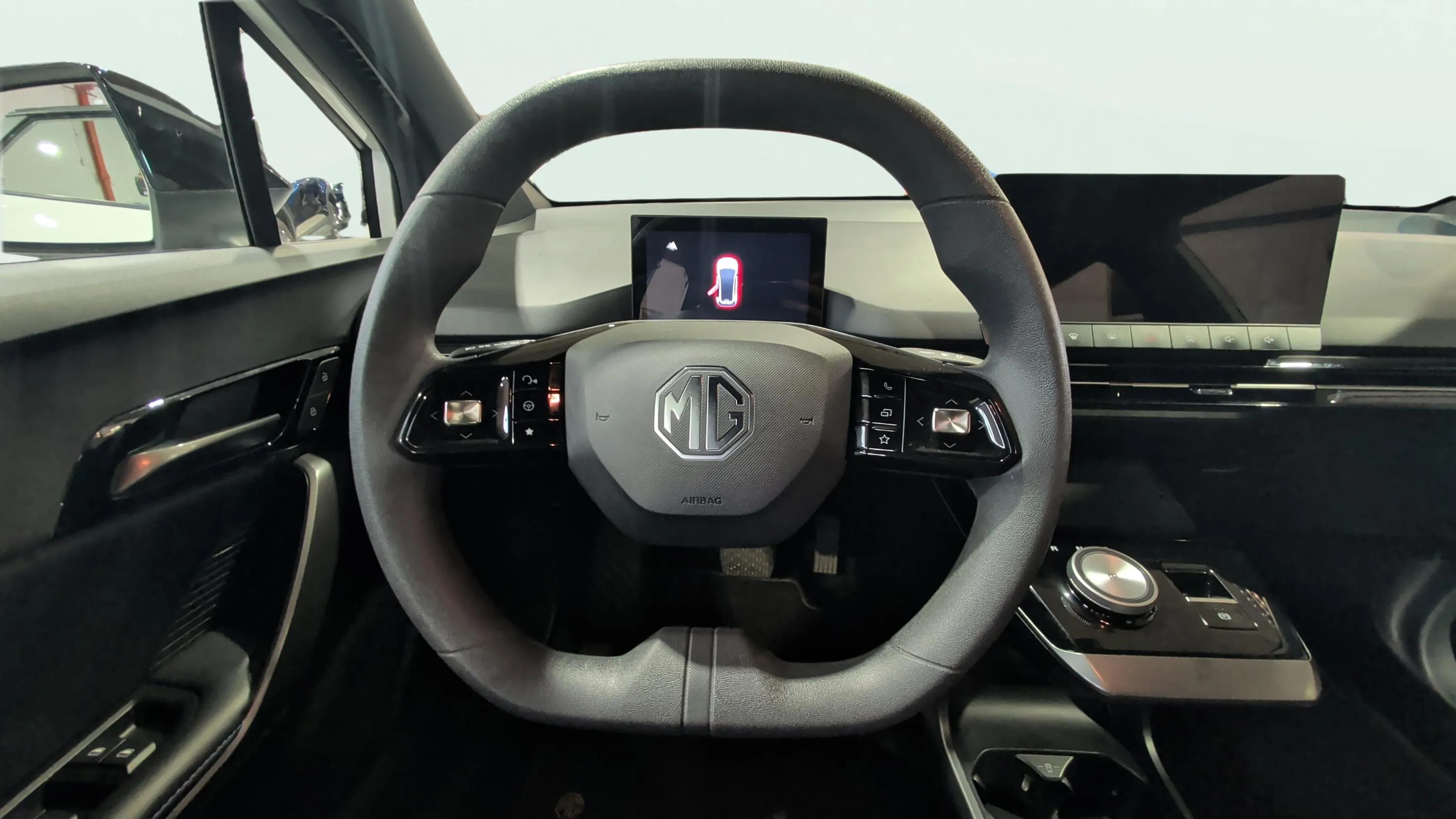 MG MG4 51kWh Standard - foto 18