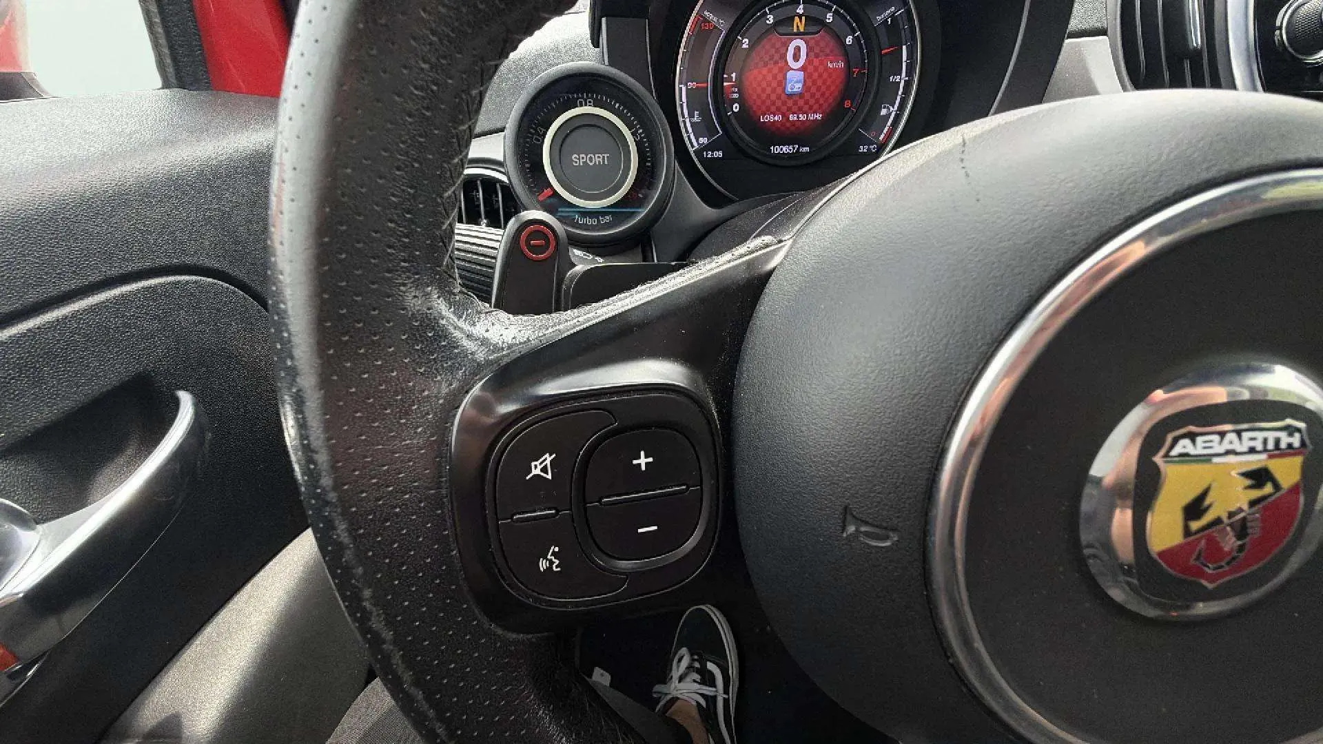 Abarth 500 Cabriolet 595 1.4 T-Jet 165 Turismo - foto 14