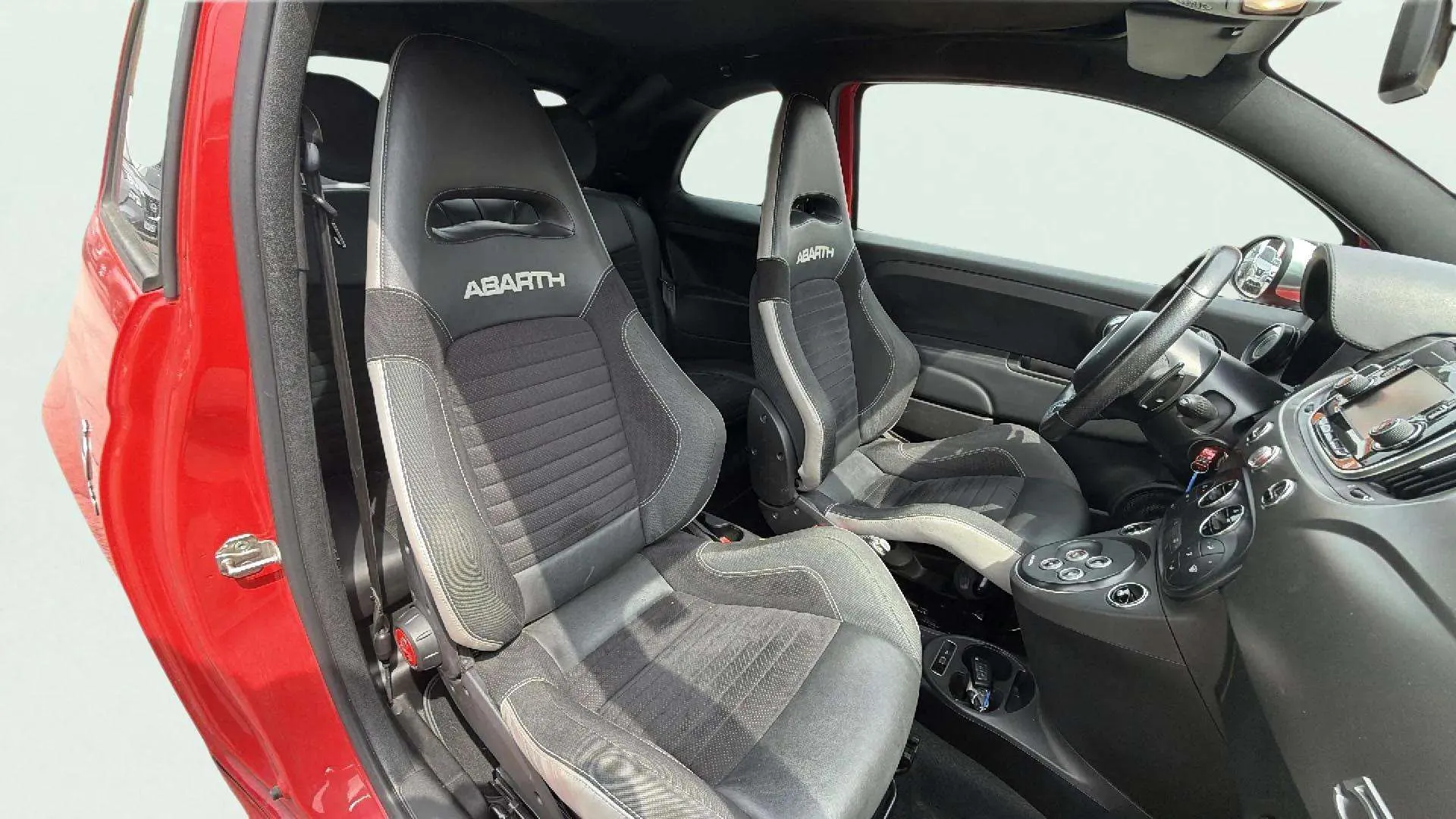 Abarth 500 Cabriolet 595 1.4 T-Jet 165 Turismo - foto 17
