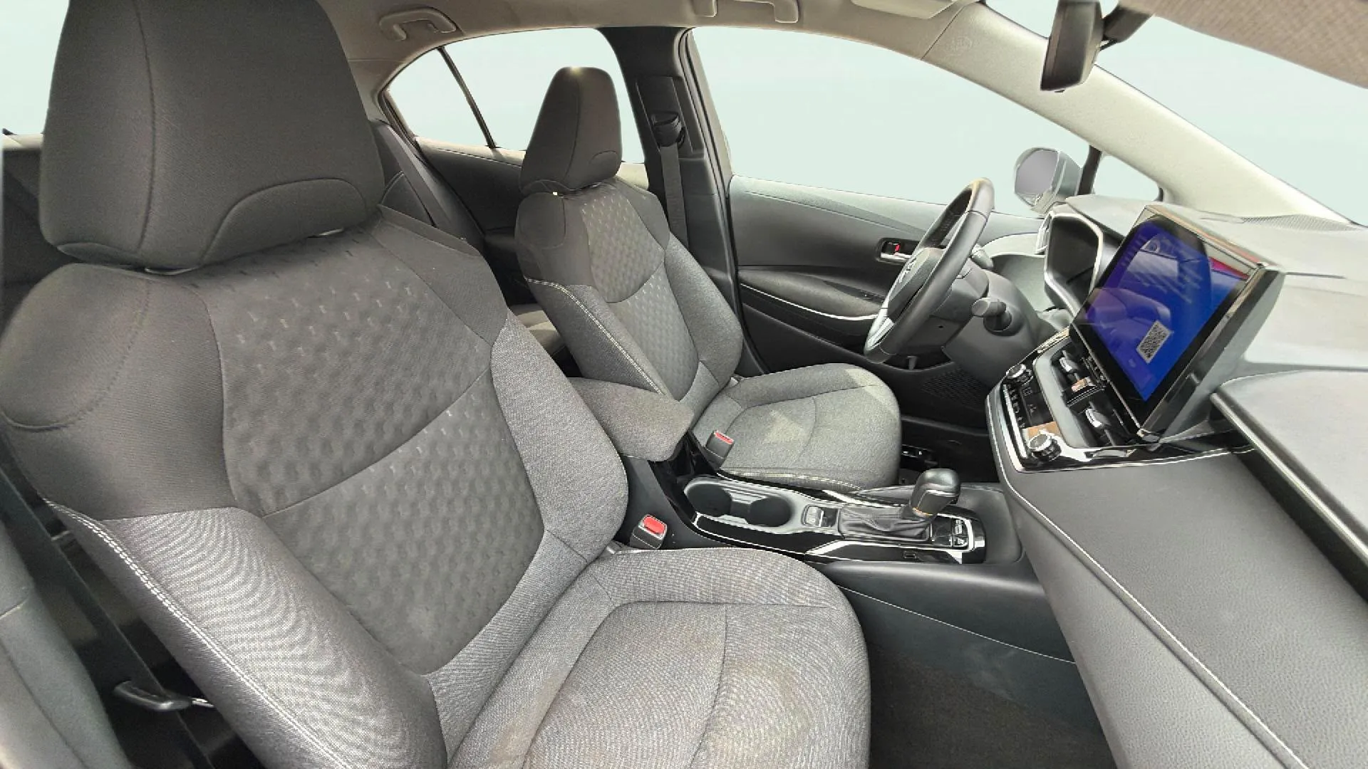 Toyota Corolla 140H Active Plus - foto 15