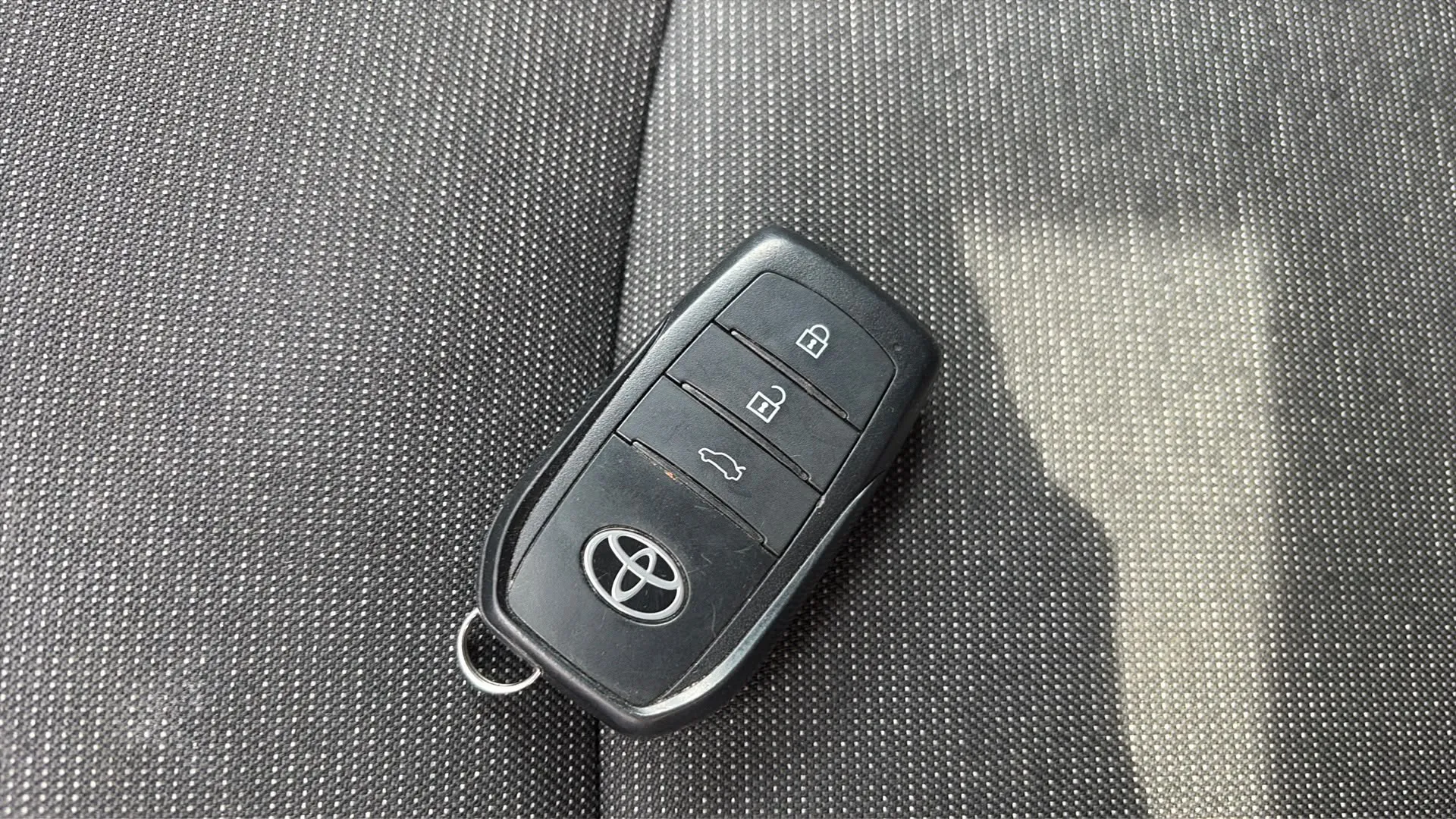 Toyota Corolla 140H Active Plus - foto 14