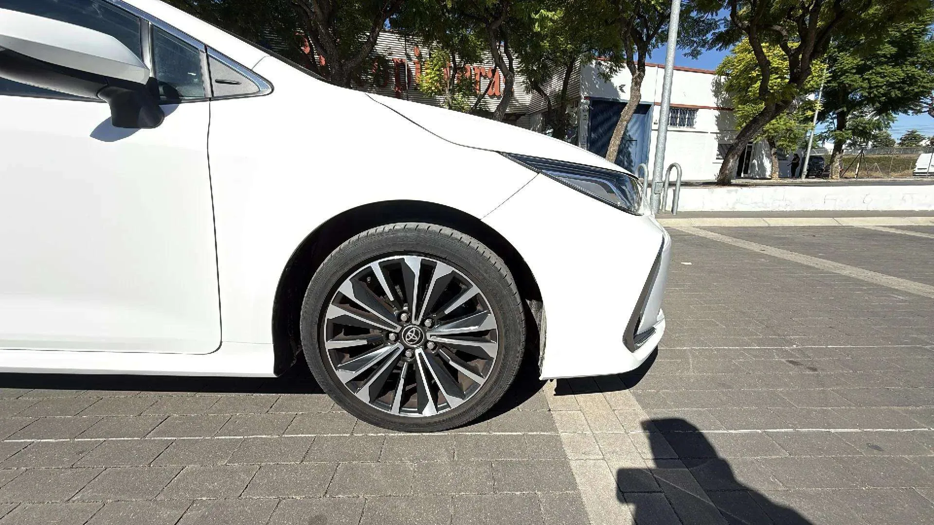 Toyota Corolla 140H Style - foto 26