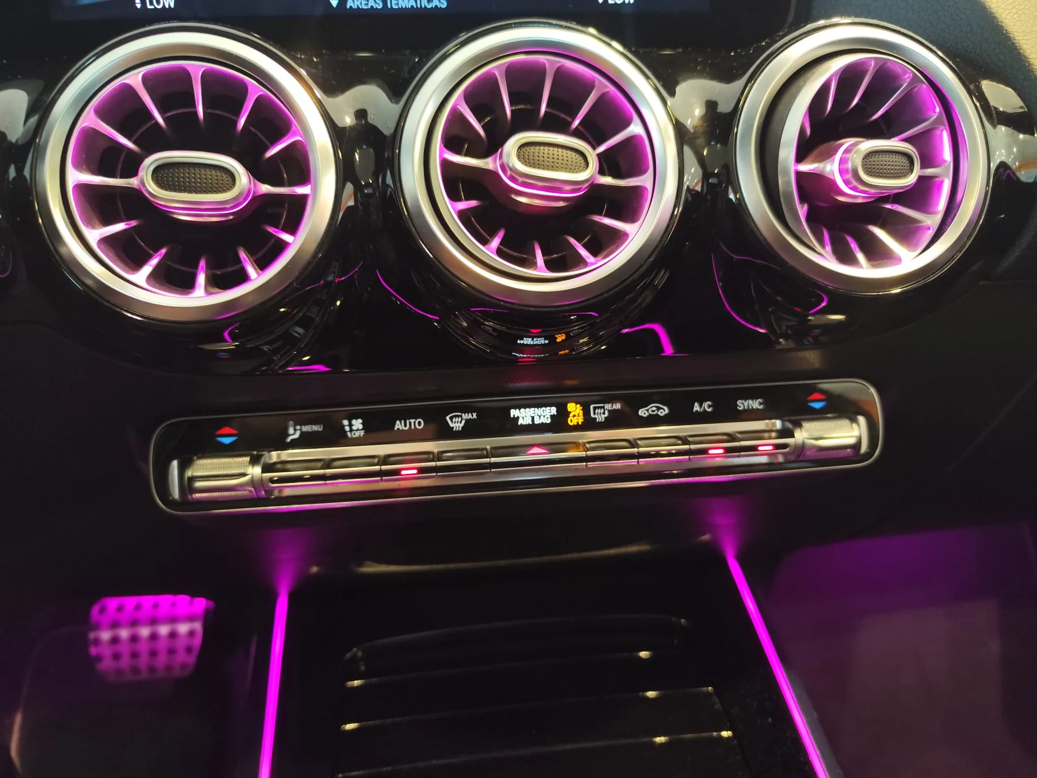Mercedes-Benz GLA 200 - foto 22