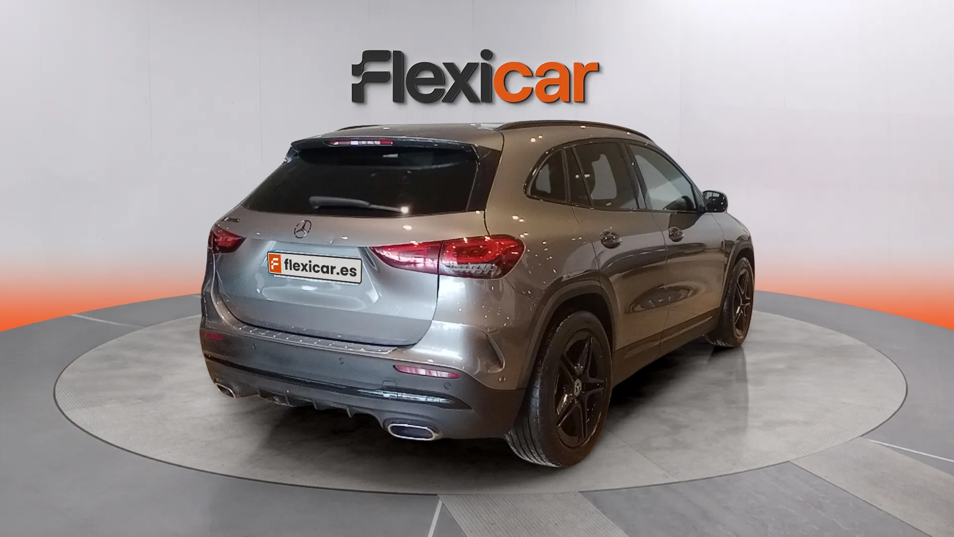 Mercedes-Benz GLA 200 - foto 7