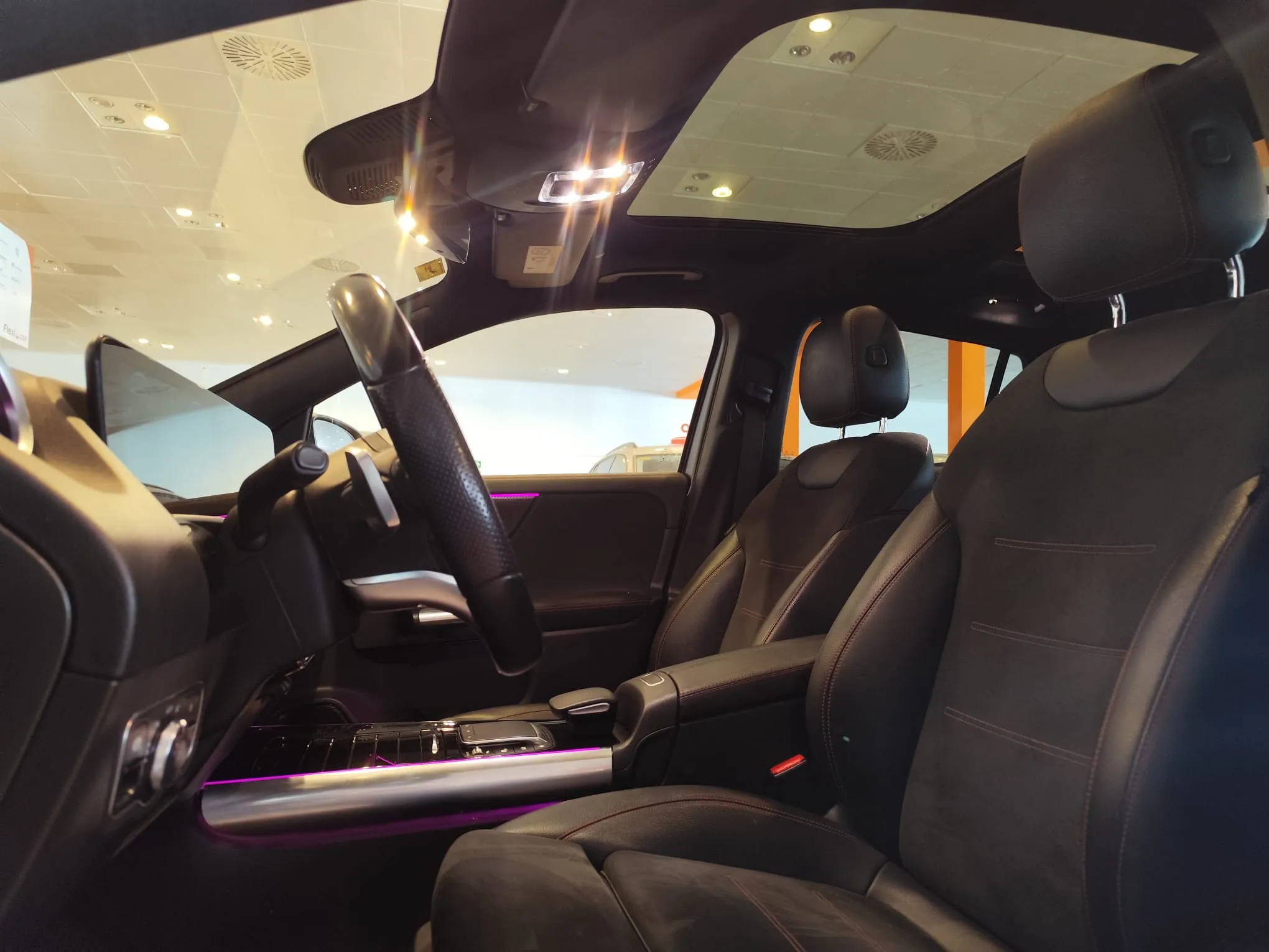 Mercedes-Benz GLA 200 - foto 24