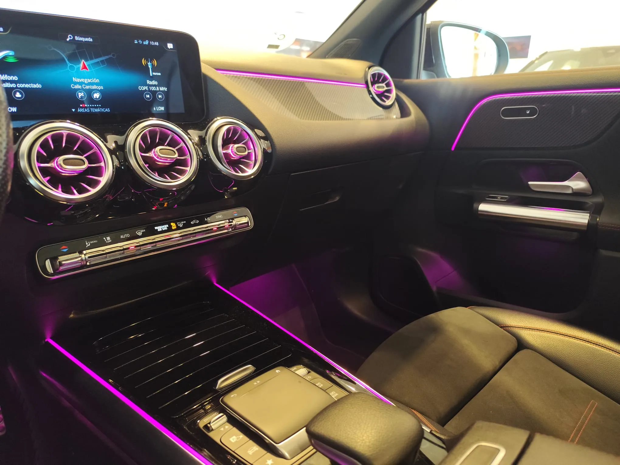 Mercedes-Benz GLA 200 - foto 23