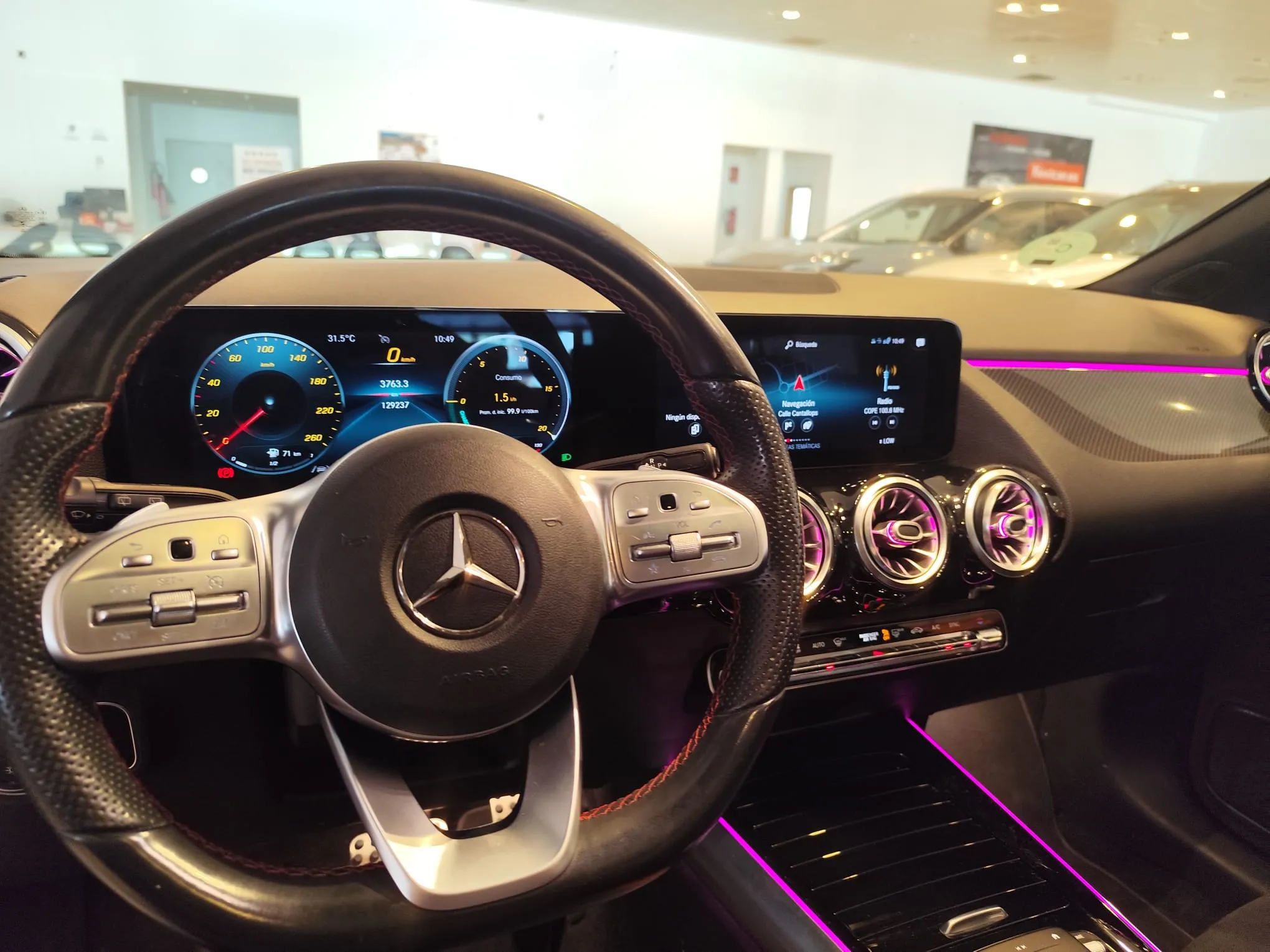 Mercedes-Benz GLA 200 - foto 21