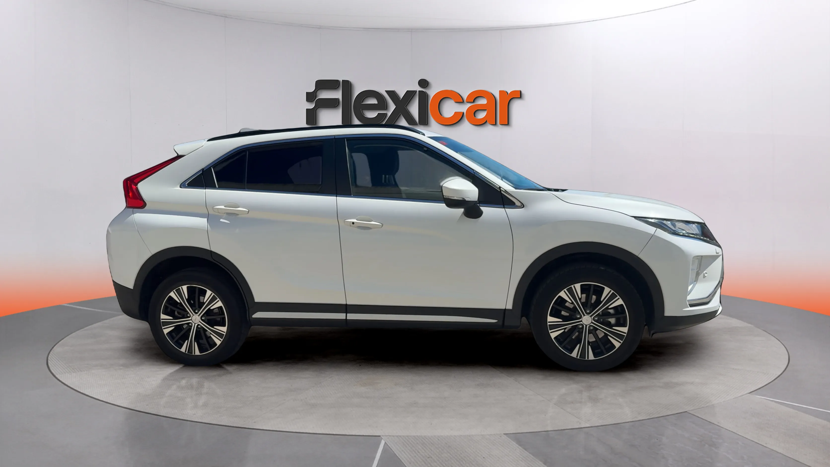 Mitsubishi Eclipse Cross 150T Motion CVT - foto 8
