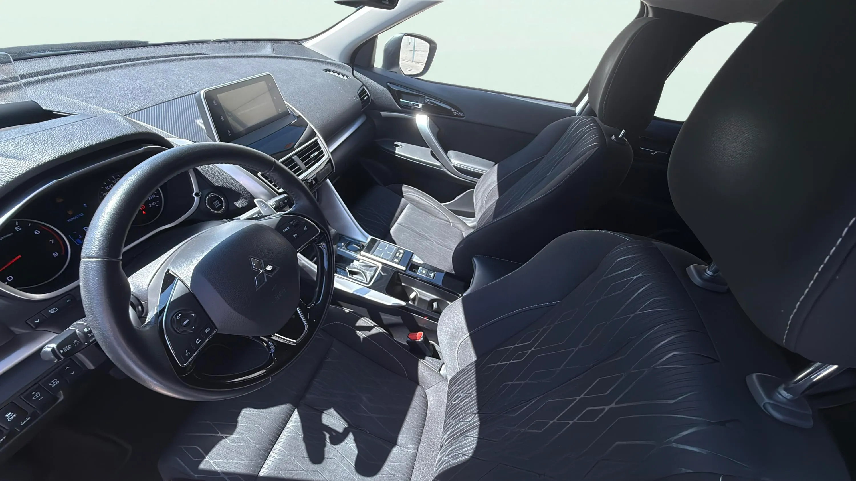 Mitsubishi Eclipse Cross 150T Motion CVT - foto 9