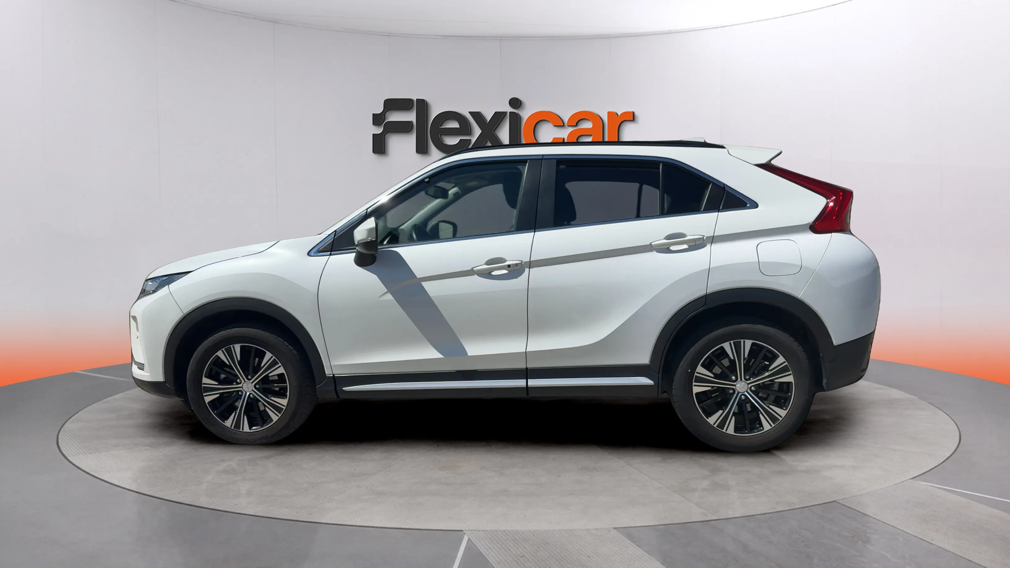 Mitsubishi Eclipse Cross 150T Motion CVT - foto 4