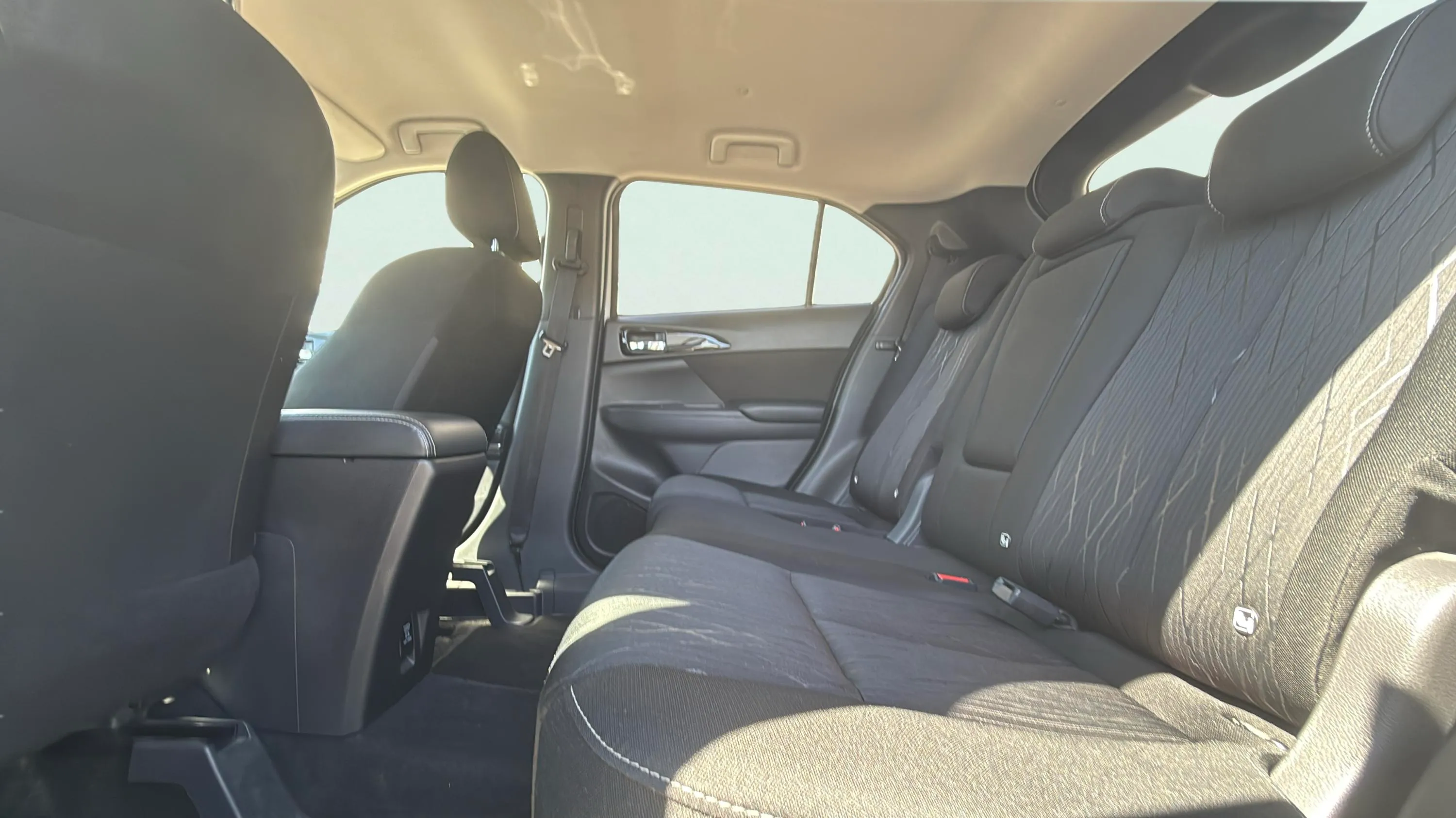 Mitsubishi Eclipse Cross 150T Motion CVT - foto 16