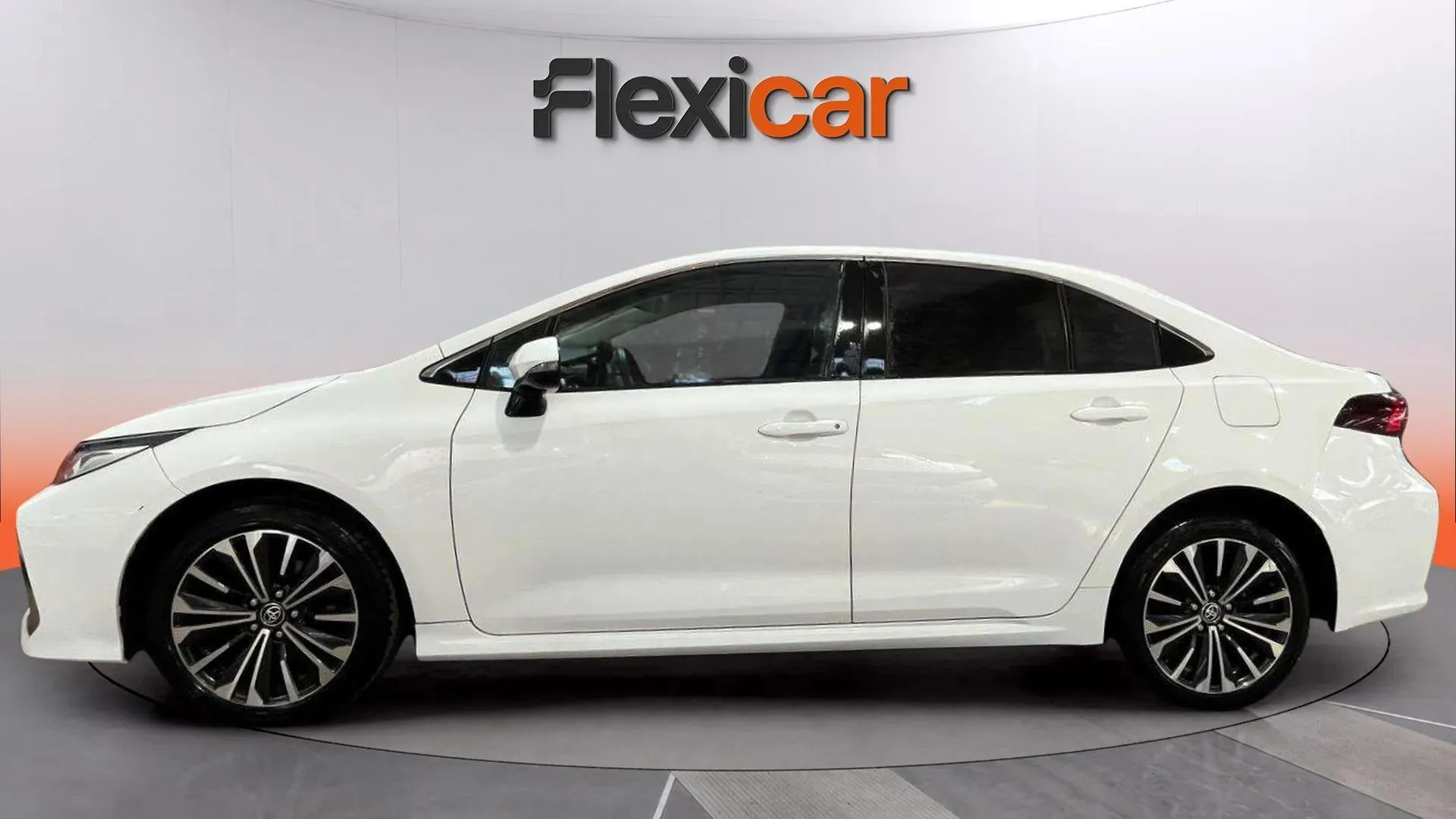 Toyota Corolla 140H Style - foto 4