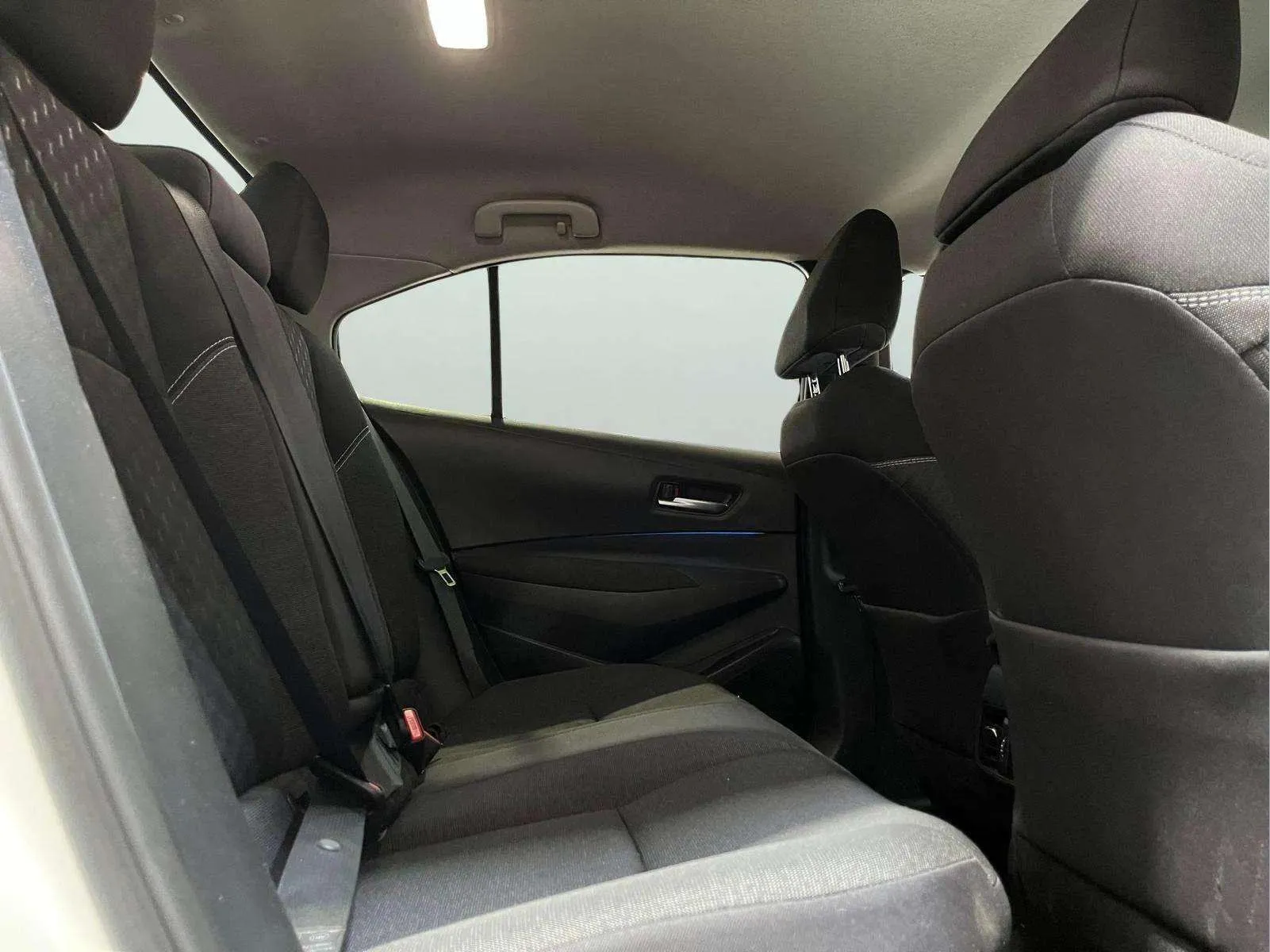 Toyota Corolla 140H Style - foto 22