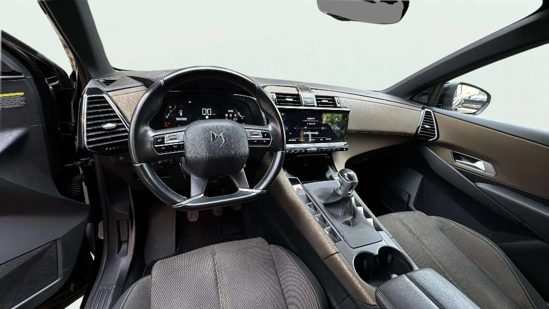 DS DS 7 Crossback PureTech Performance Line - foto 19