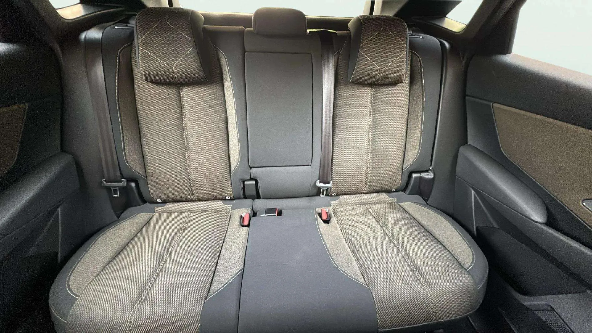 DS DS 7 Crossback PureTech Performance Line - foto 15