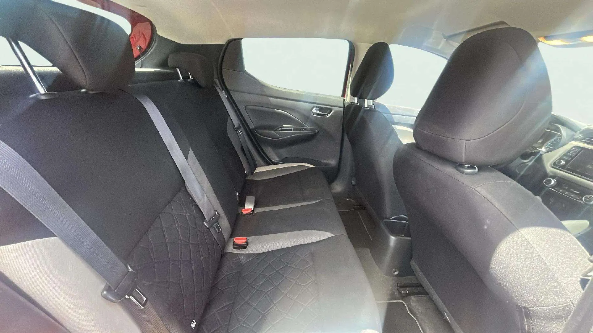 Nissan Micra IG-T E6D-F Acenta - foto 21
