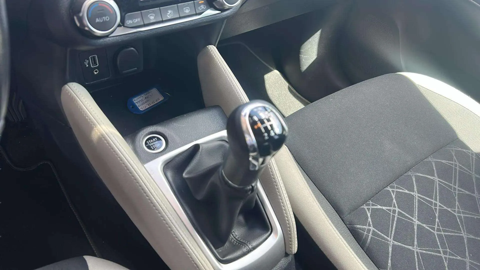 Nissan Micra IG-T E6D-F Acenta - foto 27